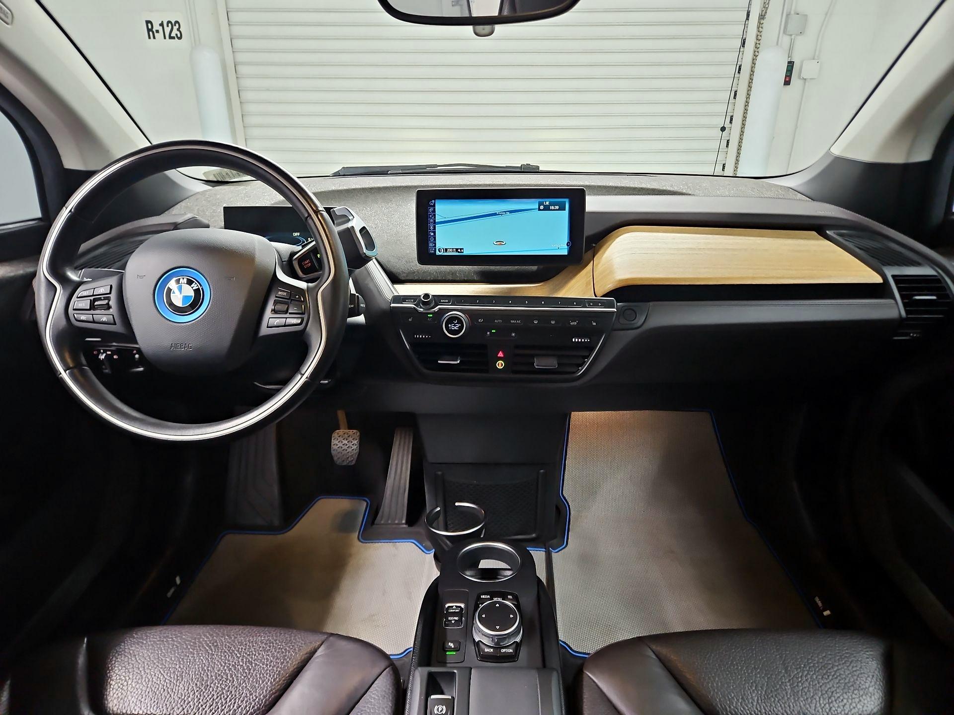 Thumbnail: 2015 BMW i3 - 9