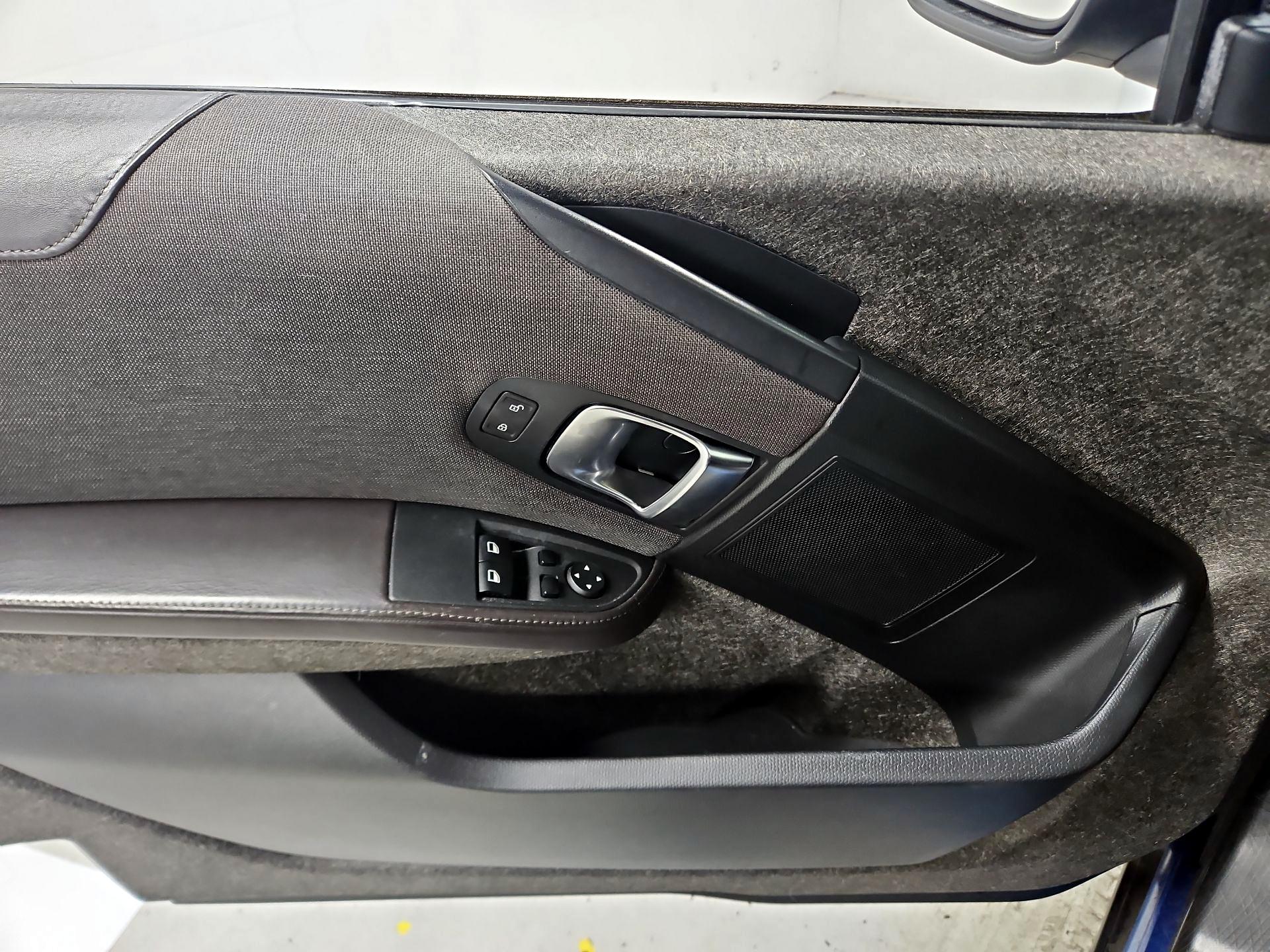 Thumbnail: 2015 BMW i3 - 12