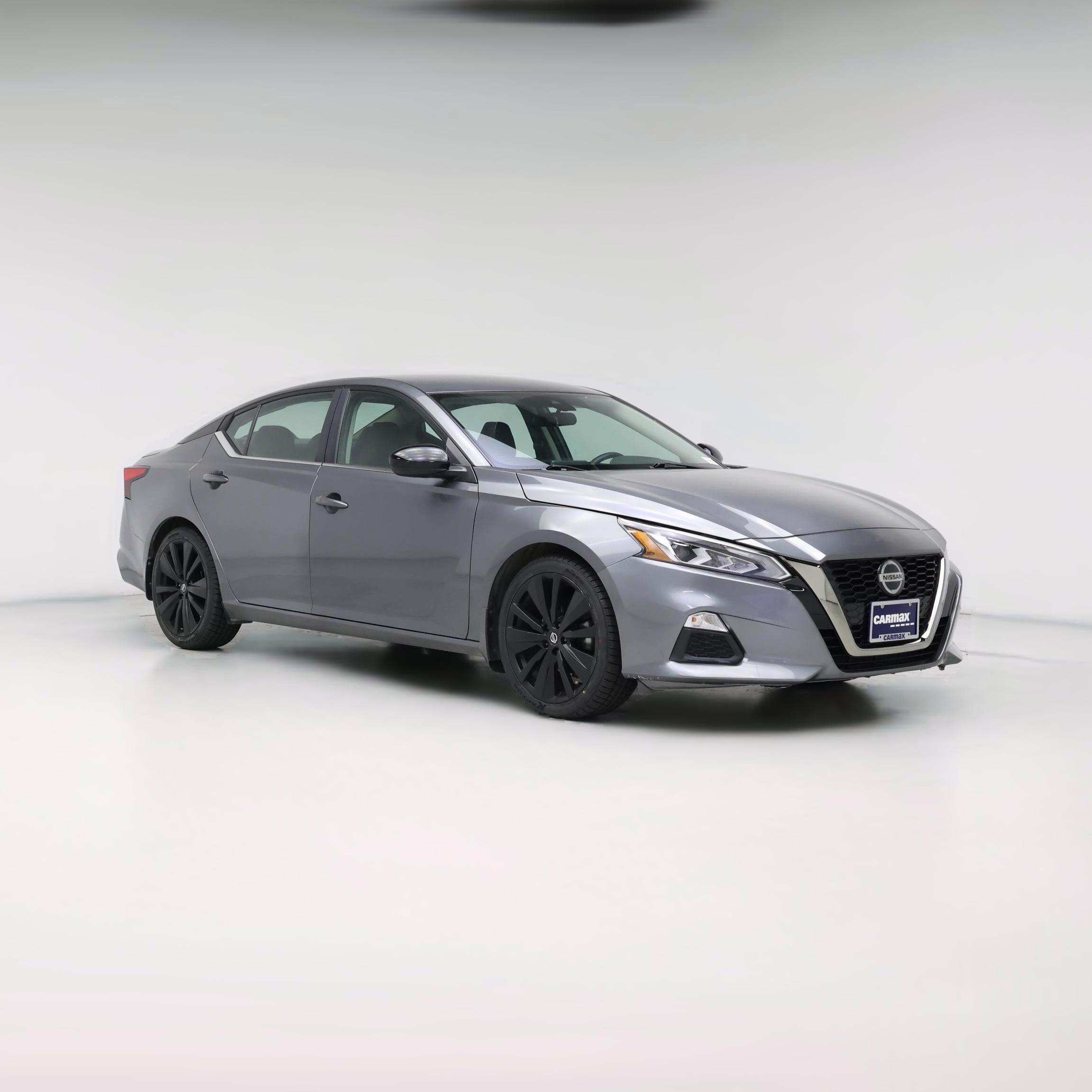 Thumbnail: 2020 Nissan Altima - 1