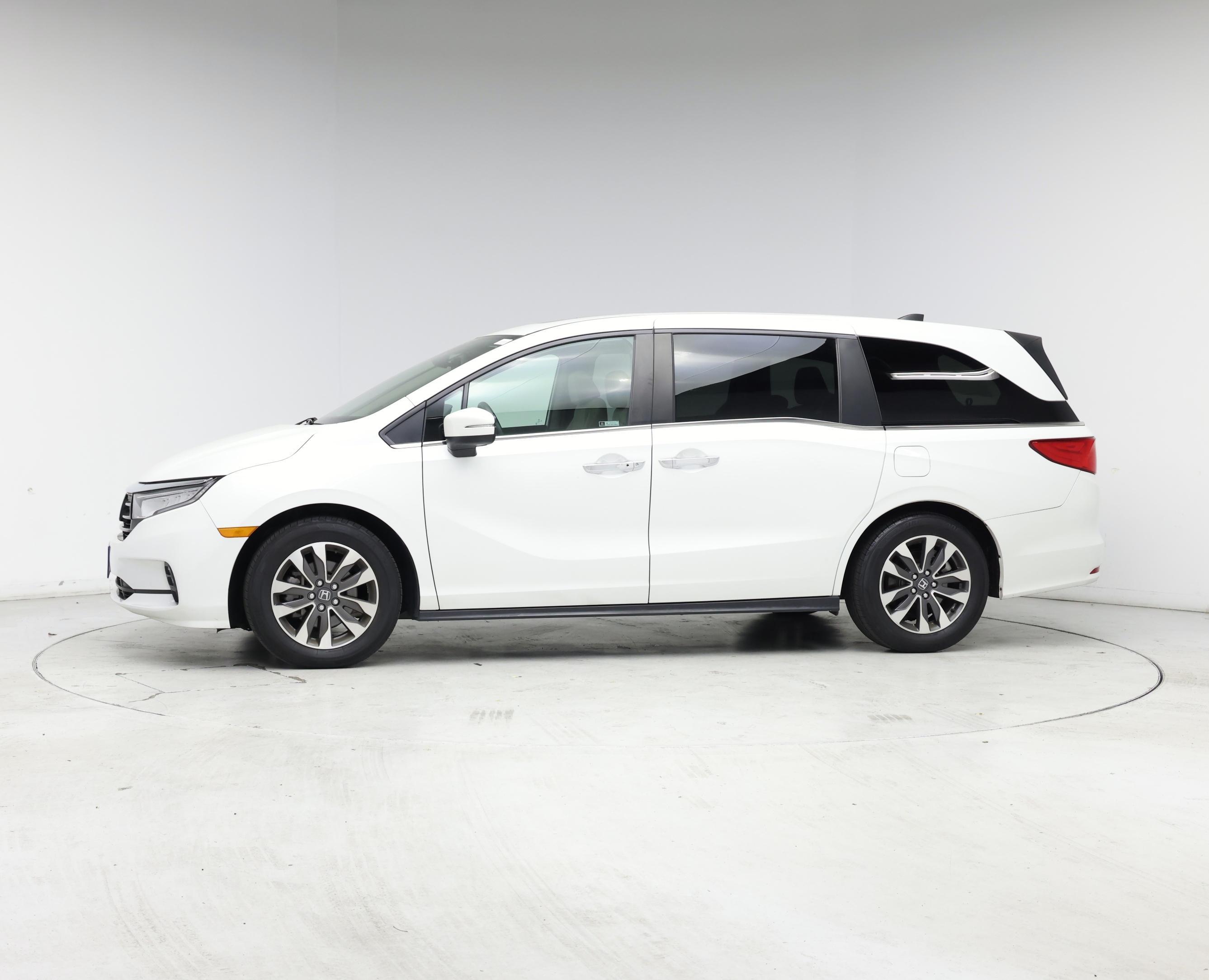 Thumbnail: 2022 Honda Odyssey - 3