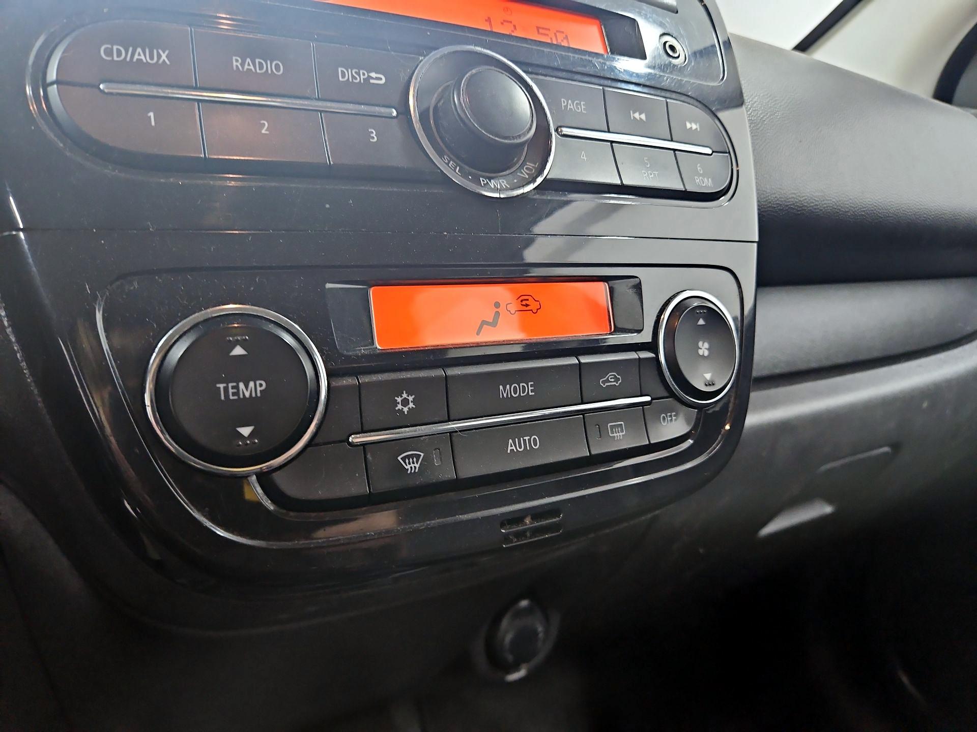 Thumbnail: 2015 Mitsubishi Mirage - 15