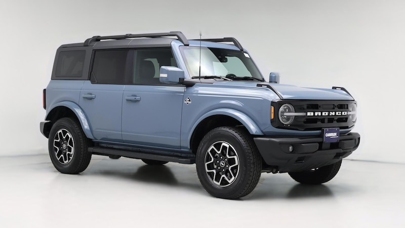 2023 Ford Bronco Outer Banks Hero Image