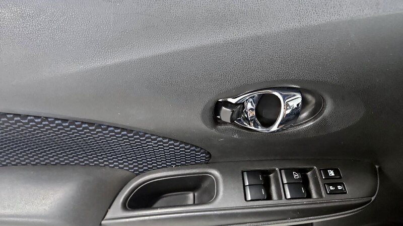 2016 Nissan Versa Note SV 12