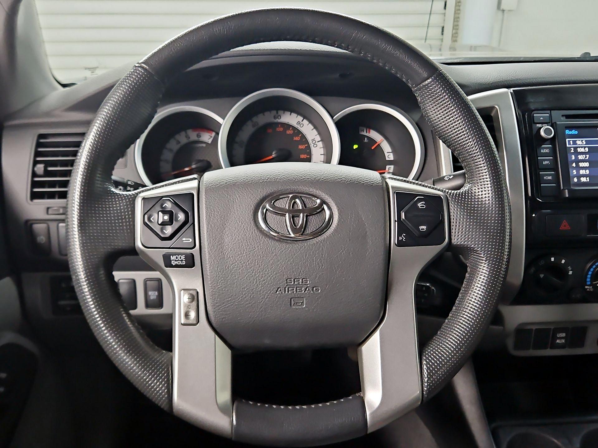 Thumbnail: 2014 Toyota Tacoma - 10