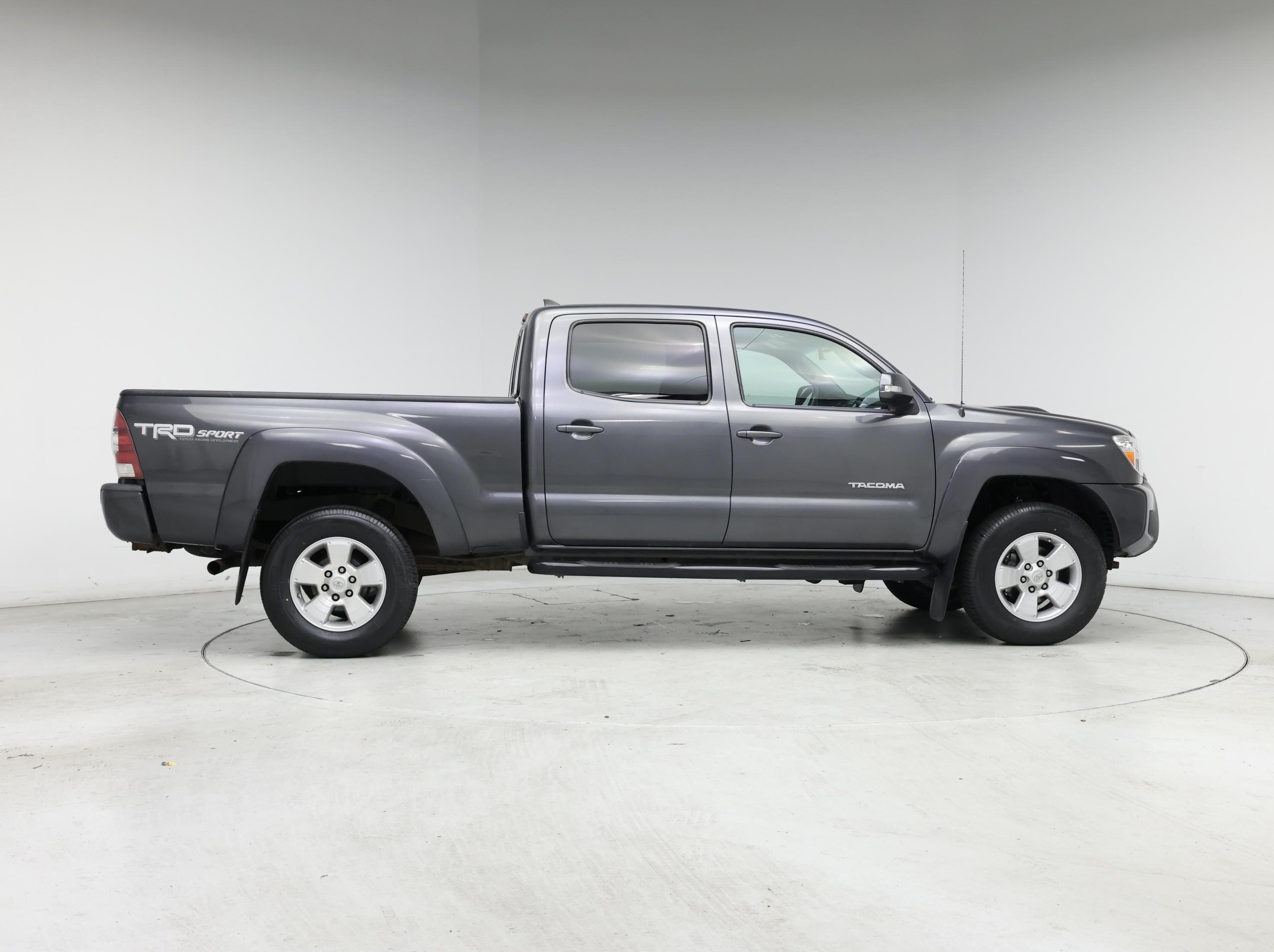 Thumbnail: 2014 Toyota Tacoma - 7