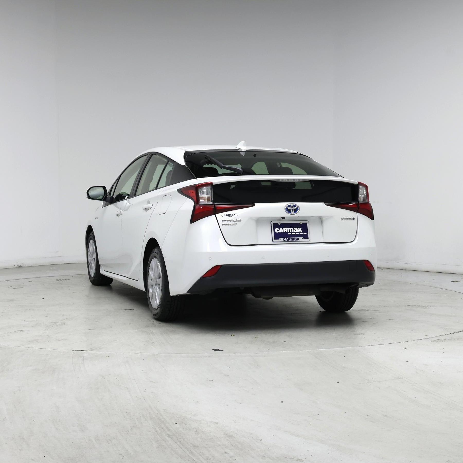 Thumbnail: 2021 Toyota Prius - 6