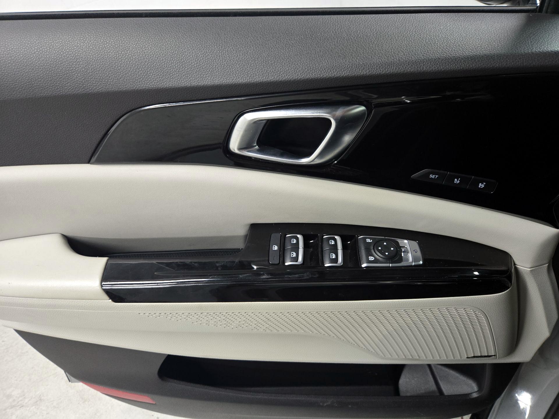 Thumbnail: 2024 Kia Carnival - 12