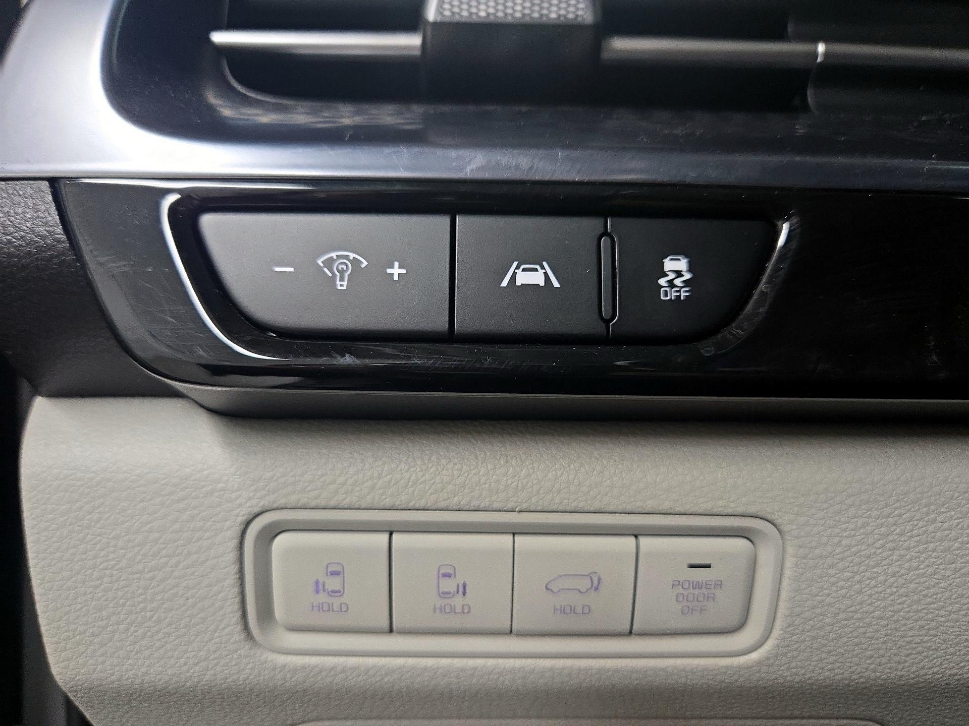 Thumbnail: 2024 Kia Carnival - 13