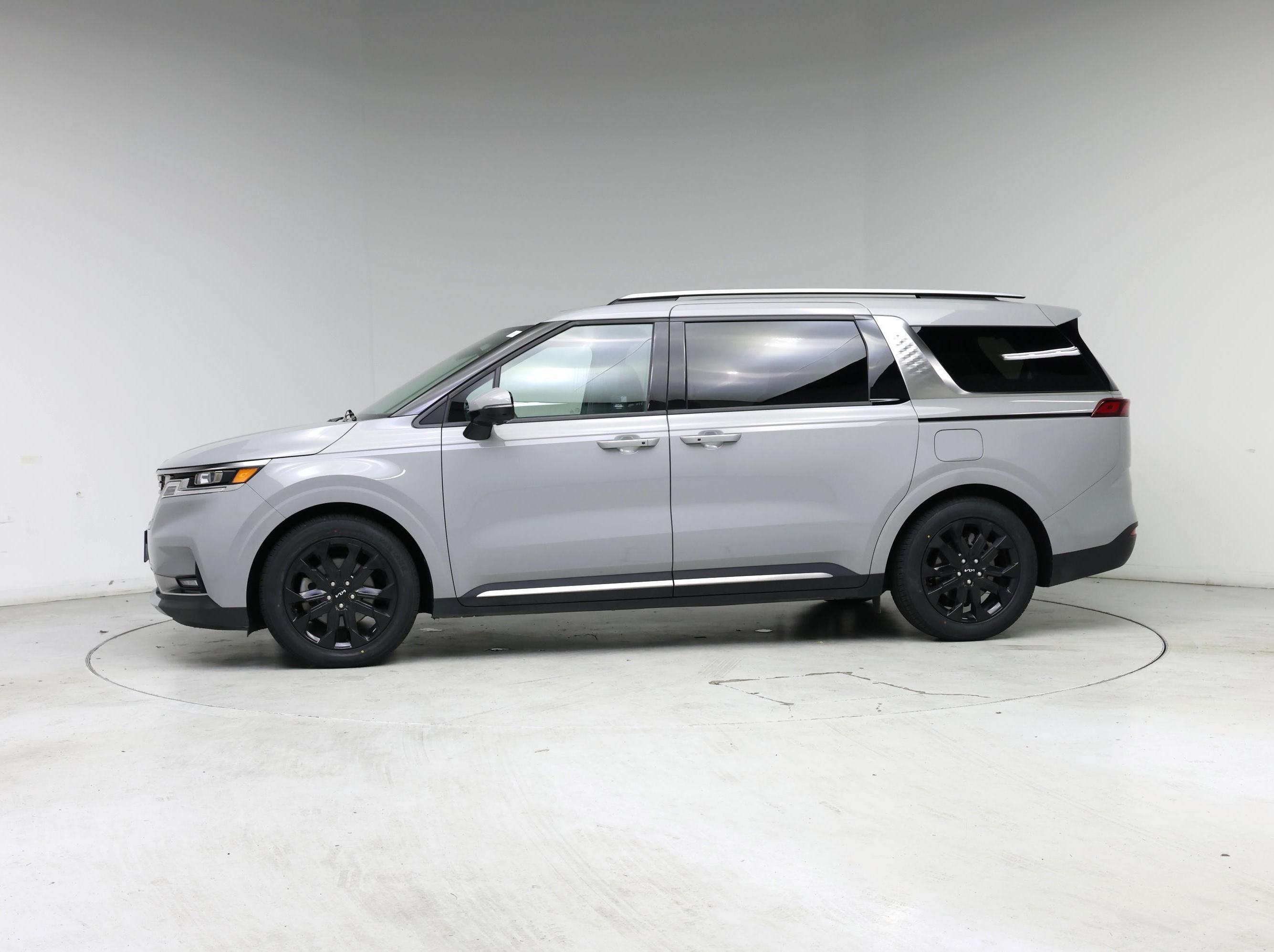 Thumbnail: 2024 Kia Carnival - 3