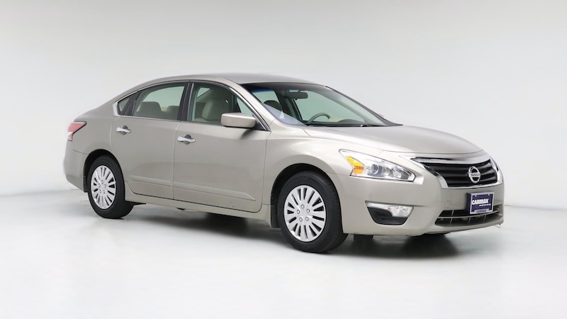 2014 Nissan Altima S Hero Image