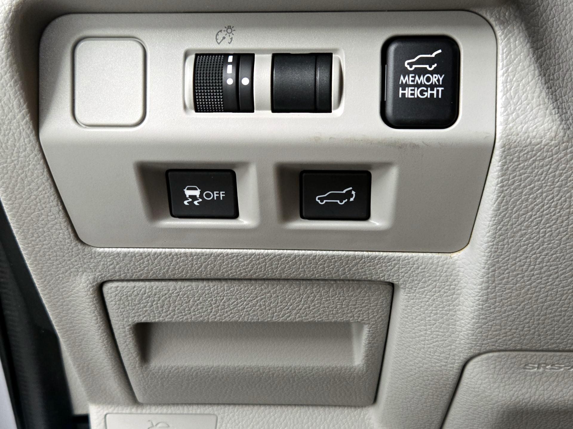 Thumbnail: 2016 Subaru Forester - 13
