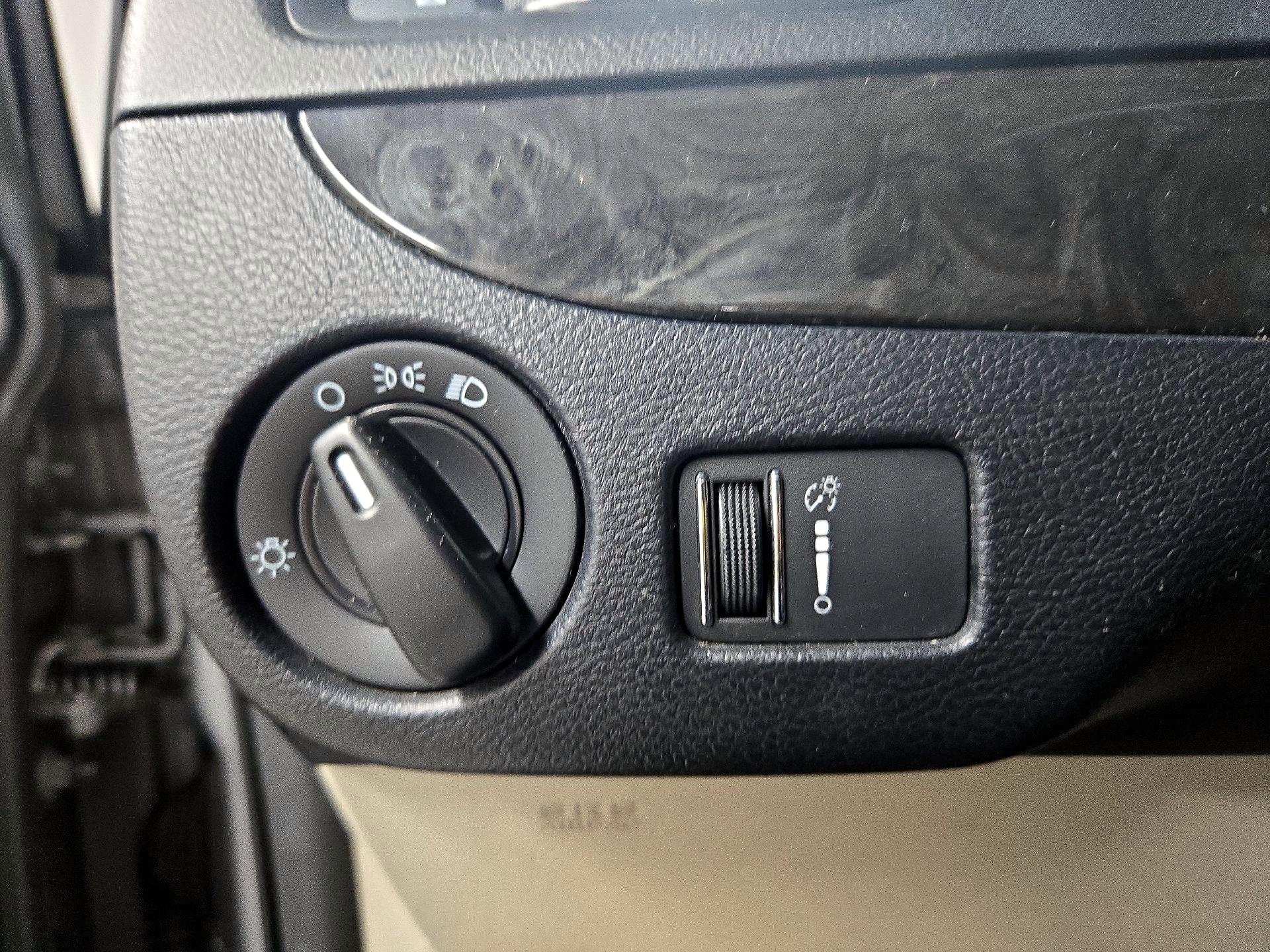 Thumbnail: 2019 Dodge Grand Caravan - 13