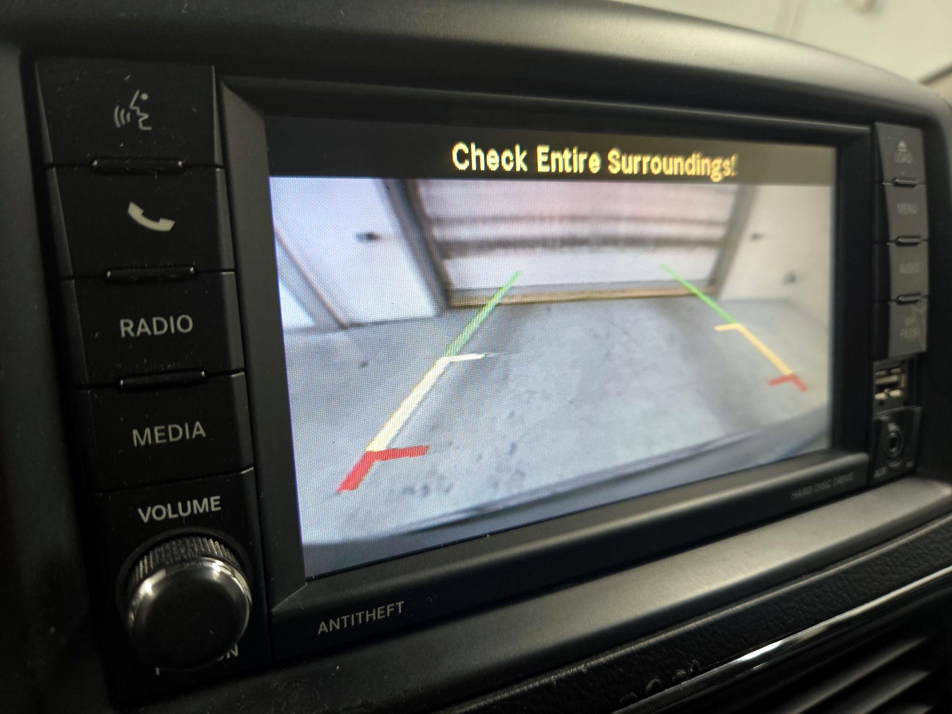 Thumbnail: 2019 Dodge Grand Caravan - 14