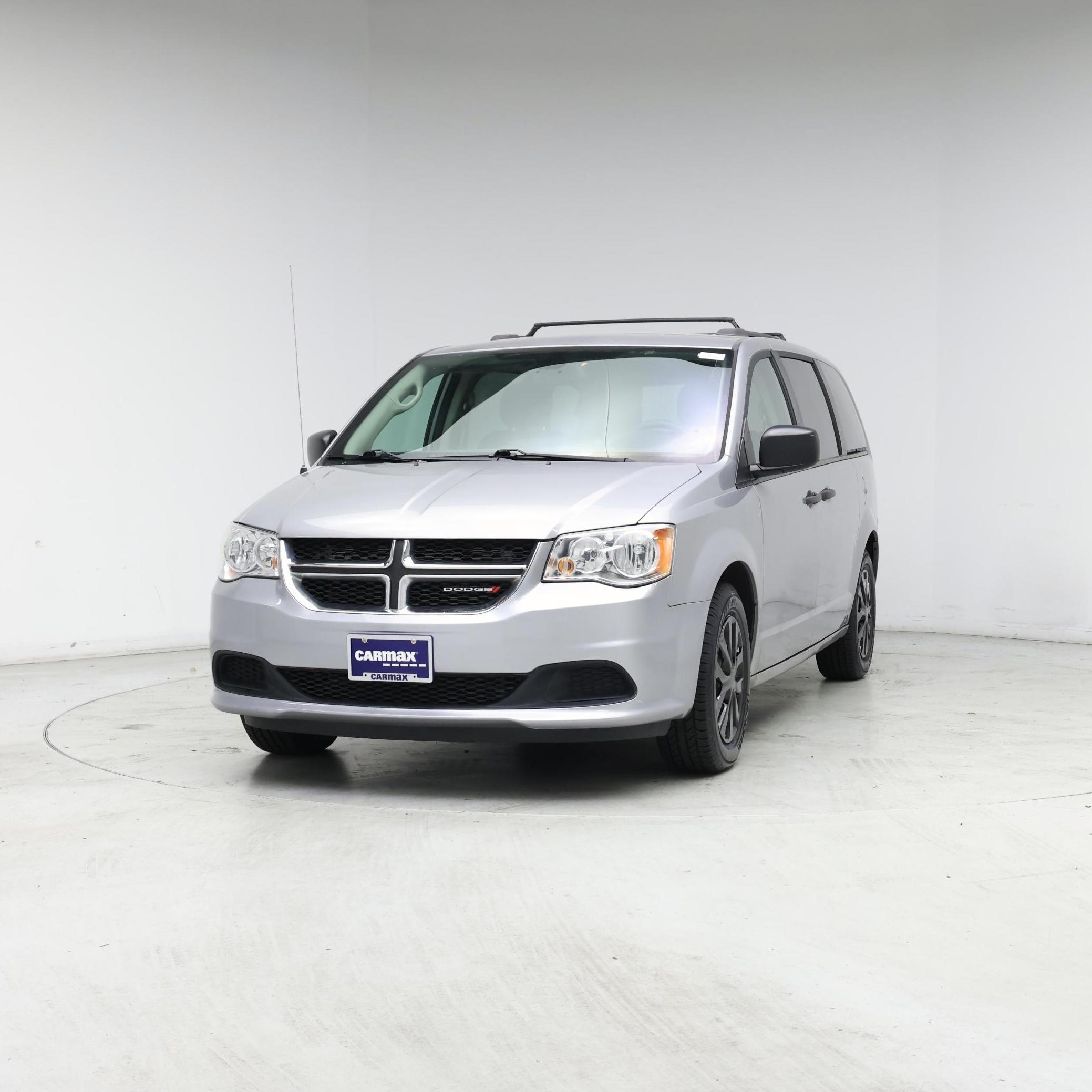 Thumbnail: 2019 Dodge Grand Caravan - 4