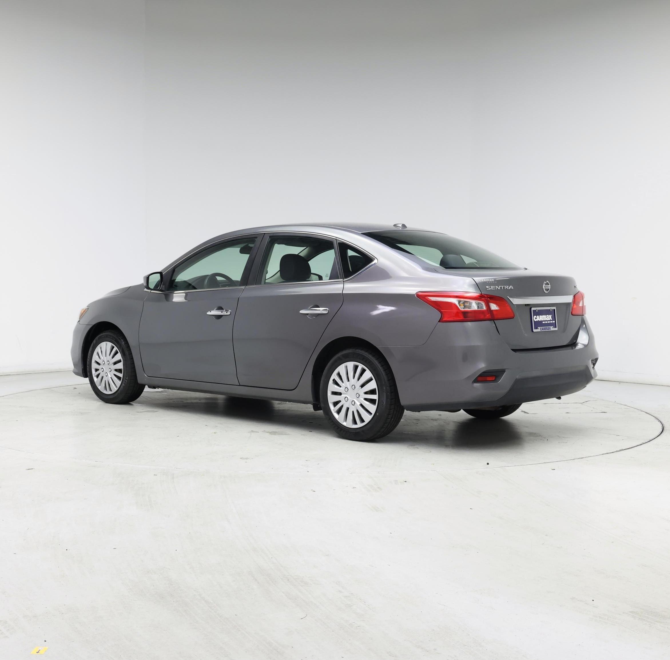 Thumbnail: 2017 Nissan Sentra - 2