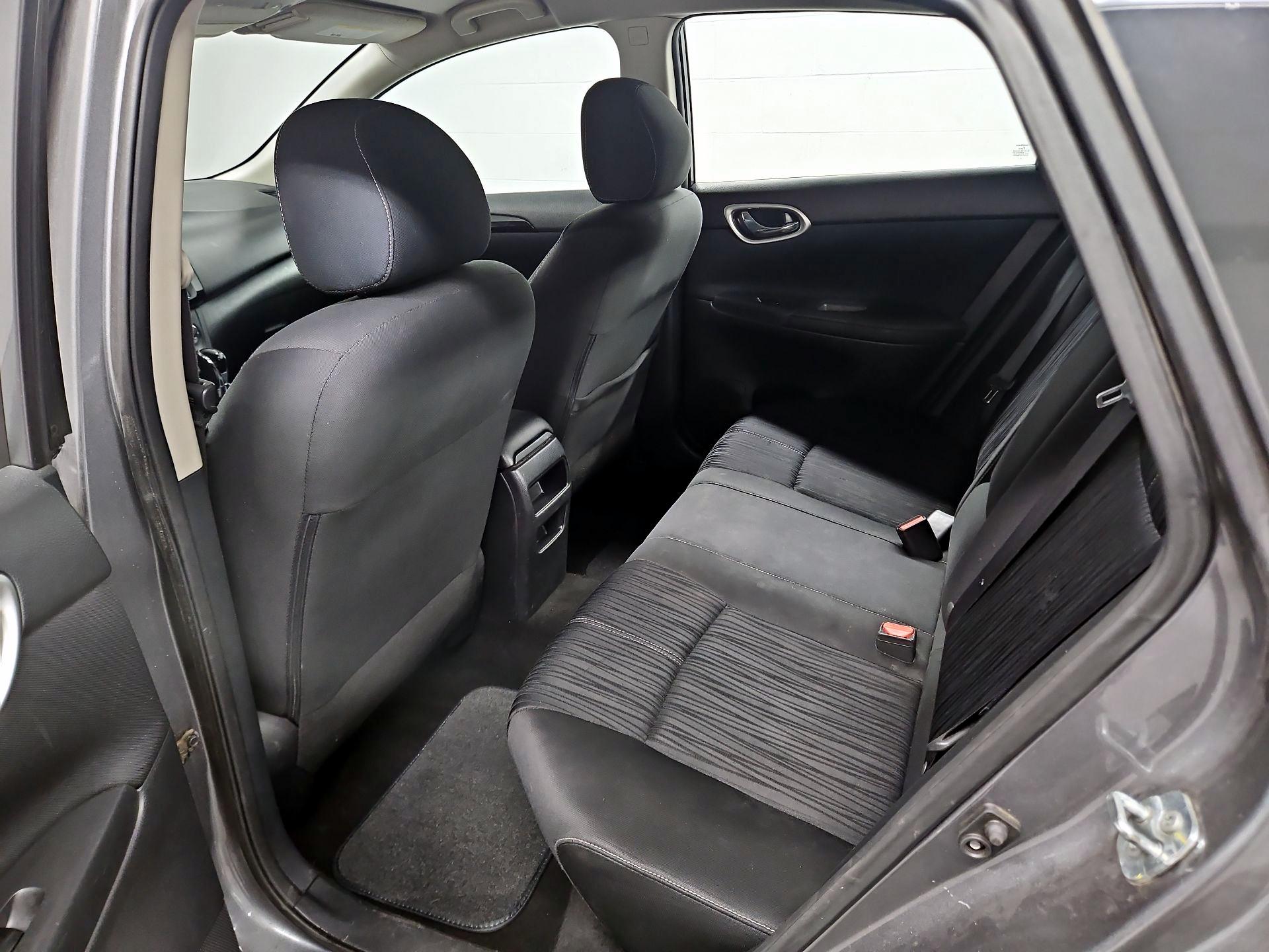 Thumbnail: 2017 Nissan Sentra - 19