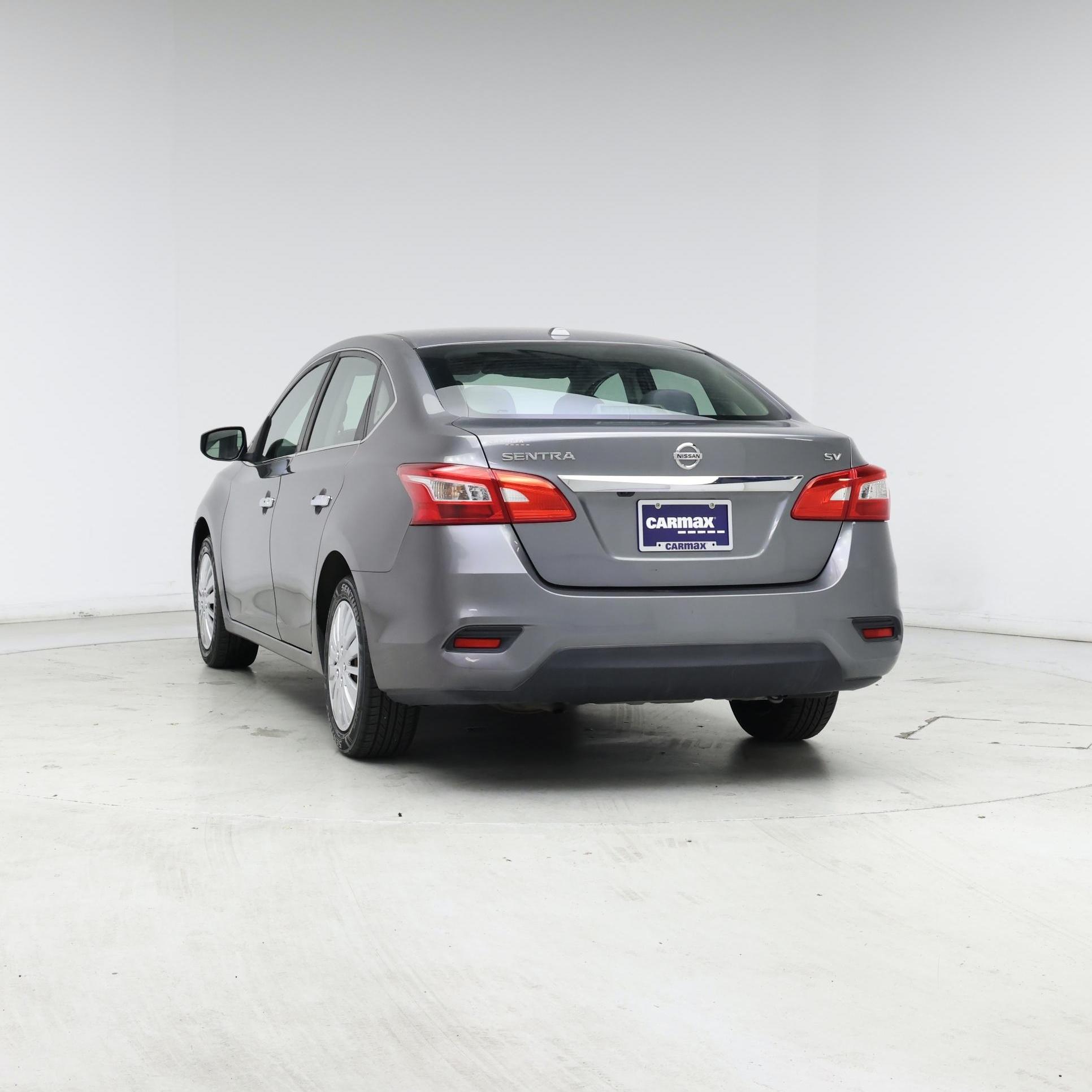 Thumbnail: 2017 Nissan Sentra - 6