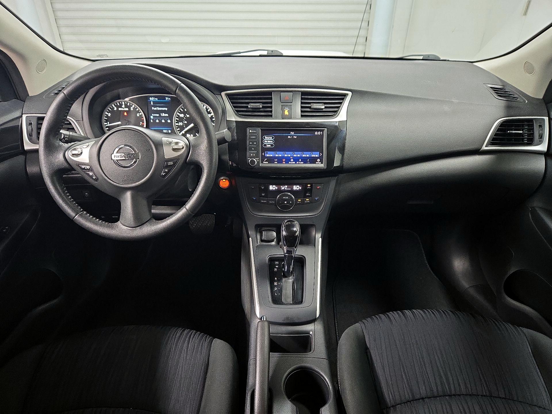 Thumbnail: 2019 Nissan Sentra - 9