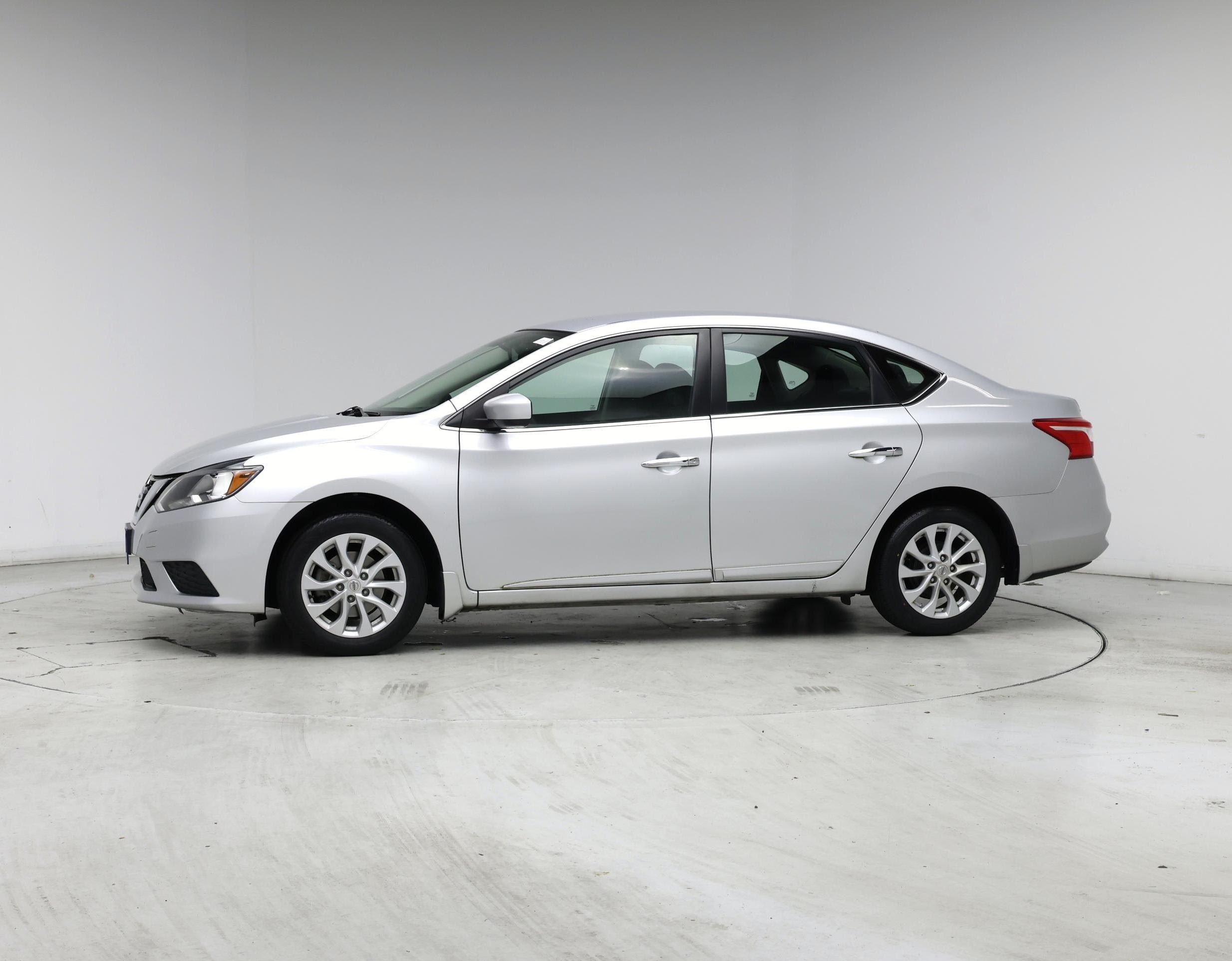 Thumbnail: 2019 Nissan Sentra - 3
