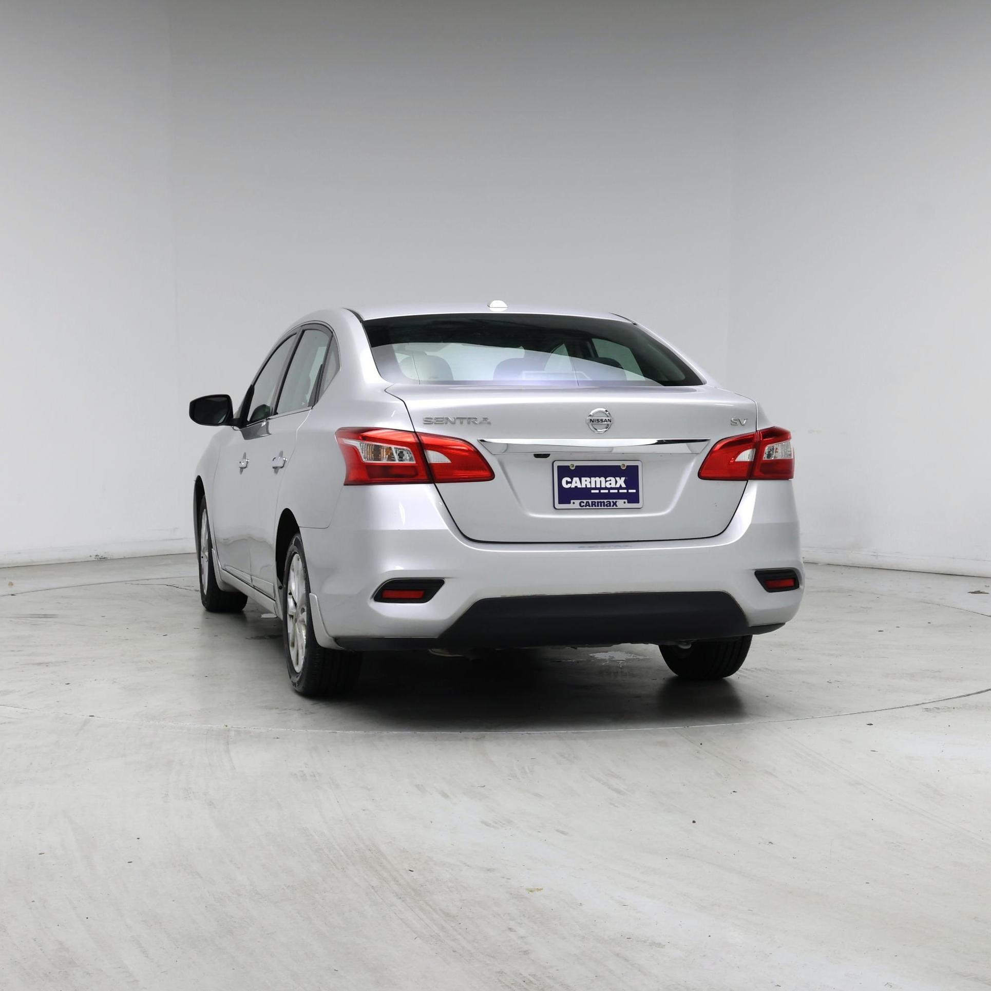 Thumbnail: 2019 Nissan Sentra - 6