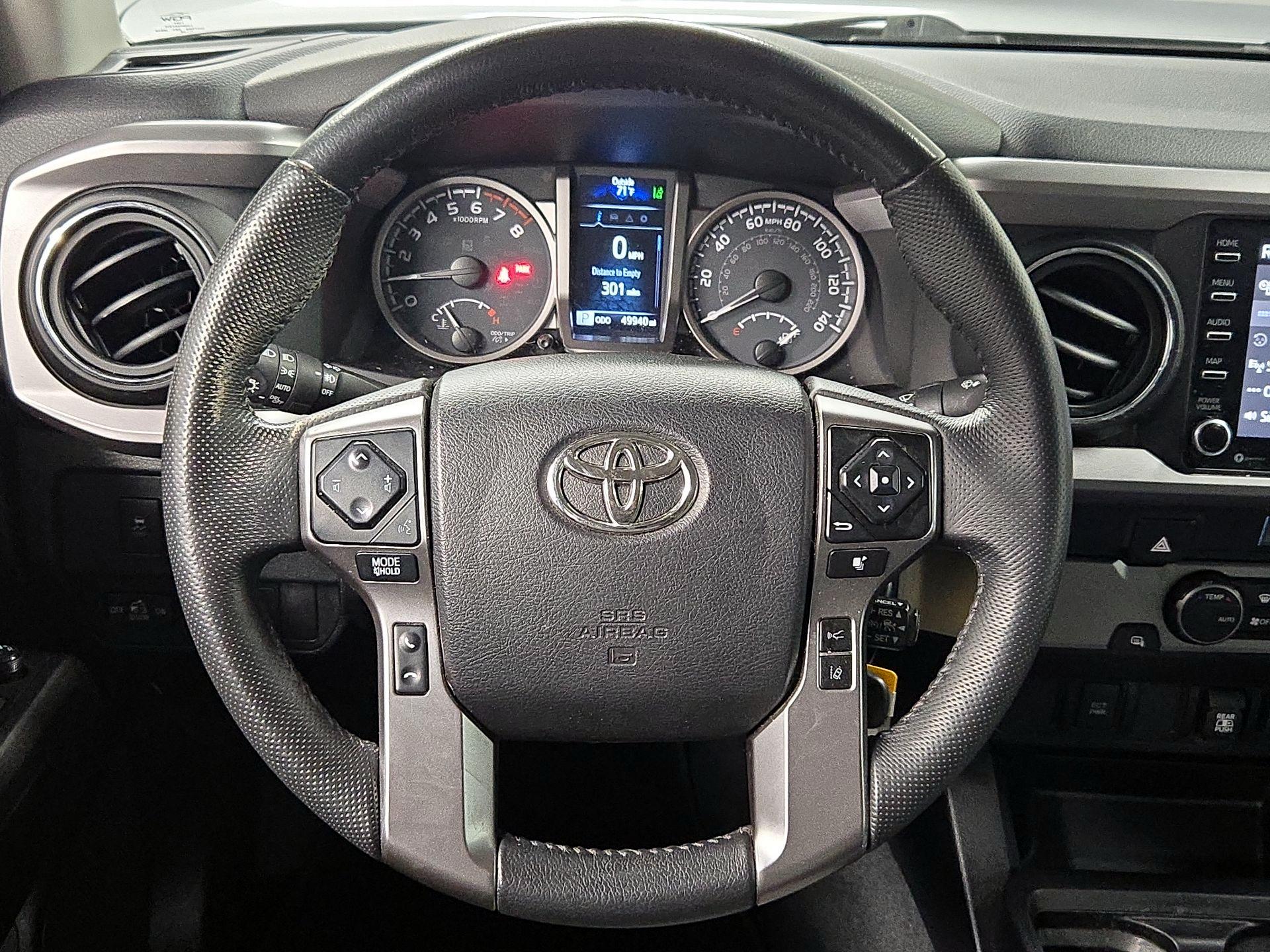Thumbnail: 2021 Toyota Tacoma - 10