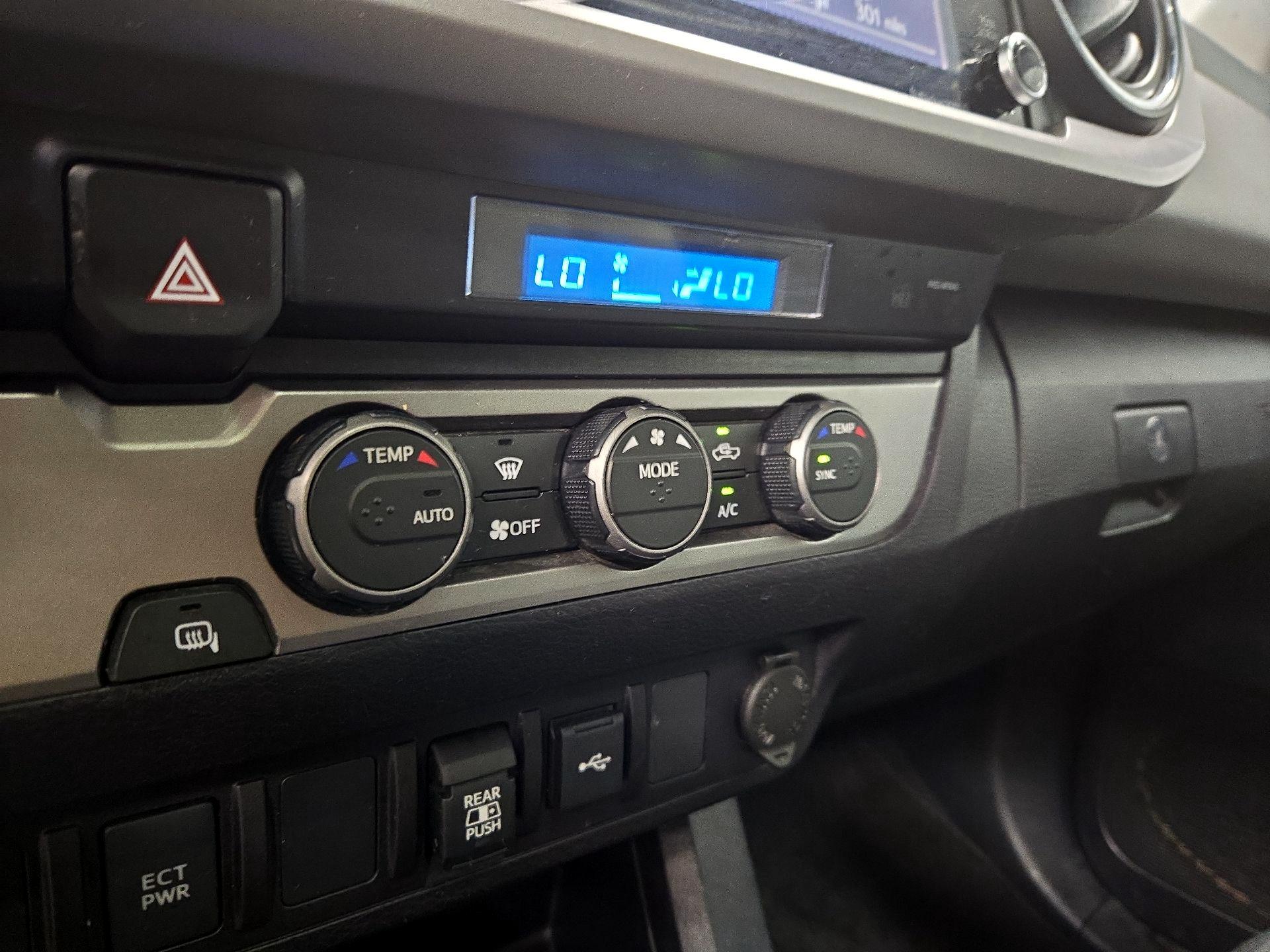 Thumbnail: 2021 Toyota Tacoma - 16