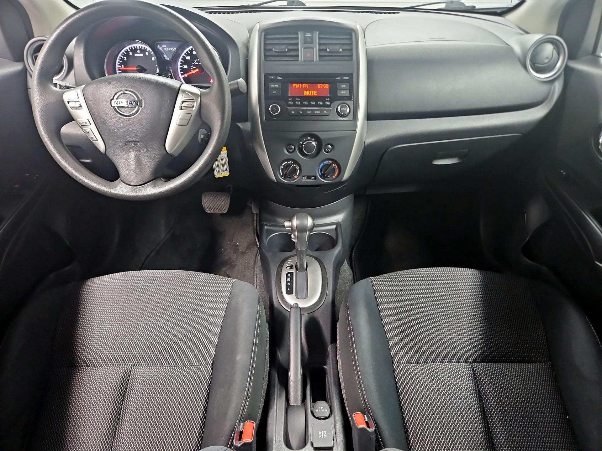 Thumbnail: 2016 Nissan Versa - 9
