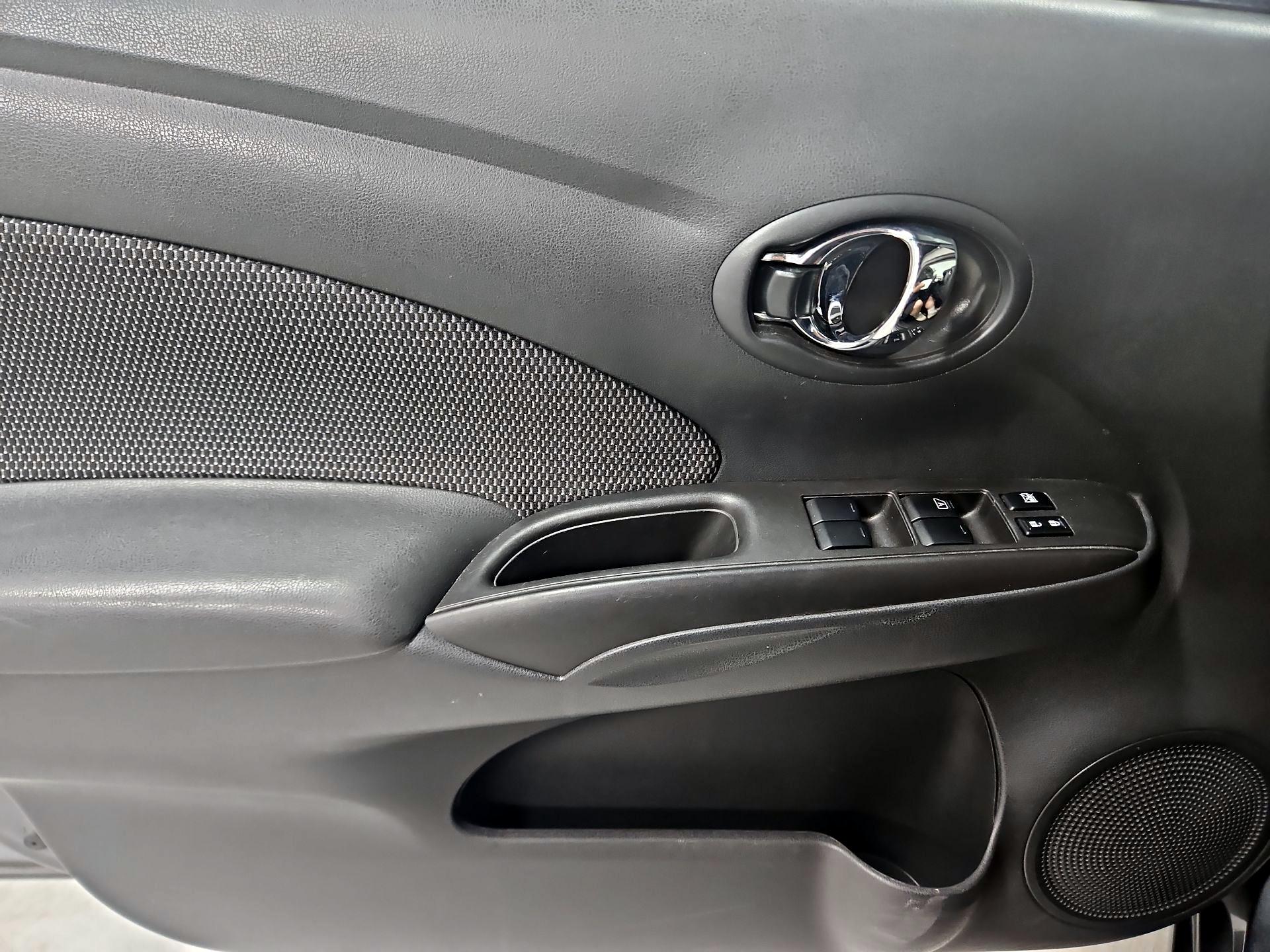 Thumbnail: 2016 Nissan Versa - 12