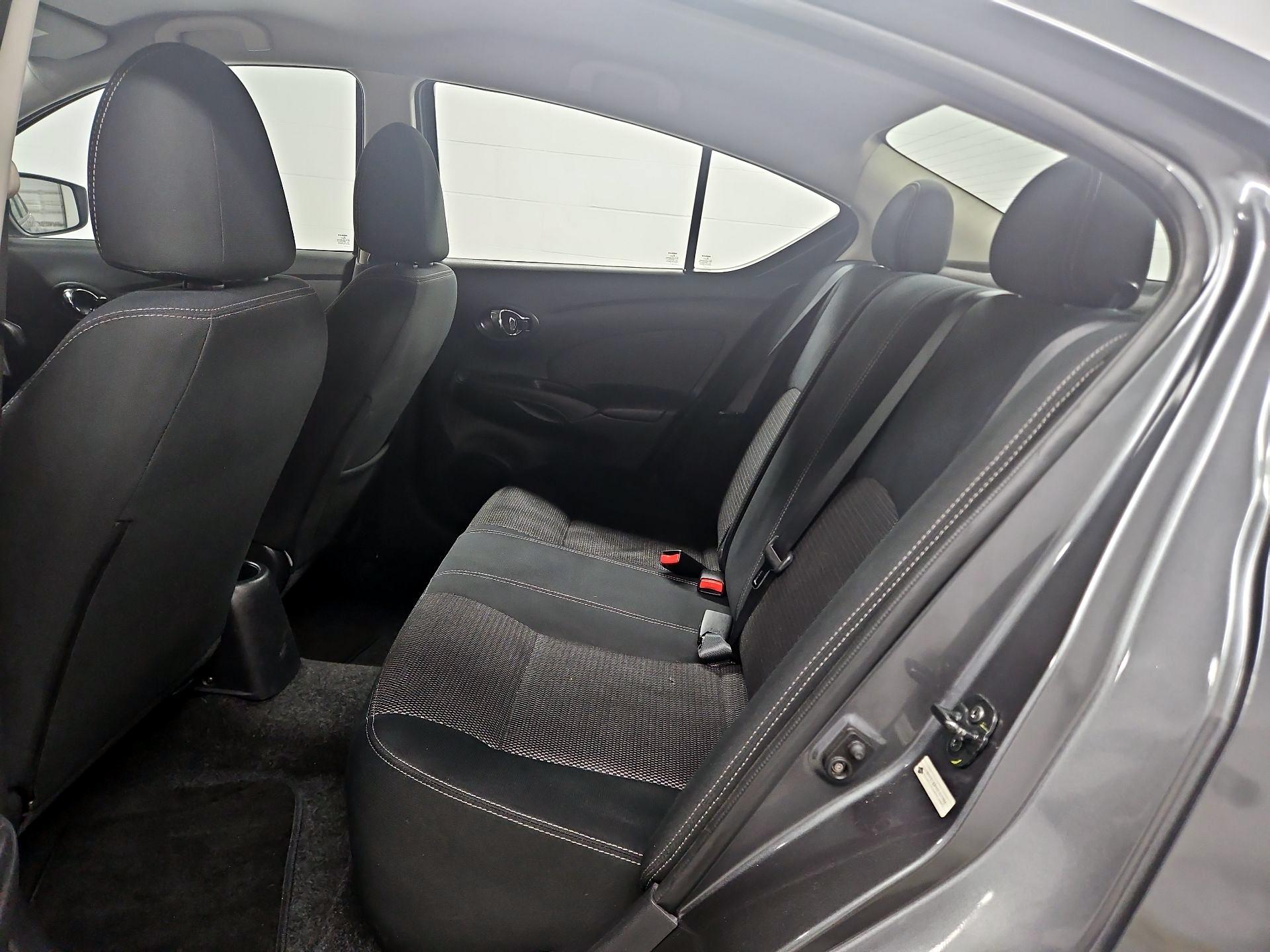 Thumbnail: 2016 Nissan Versa - 18