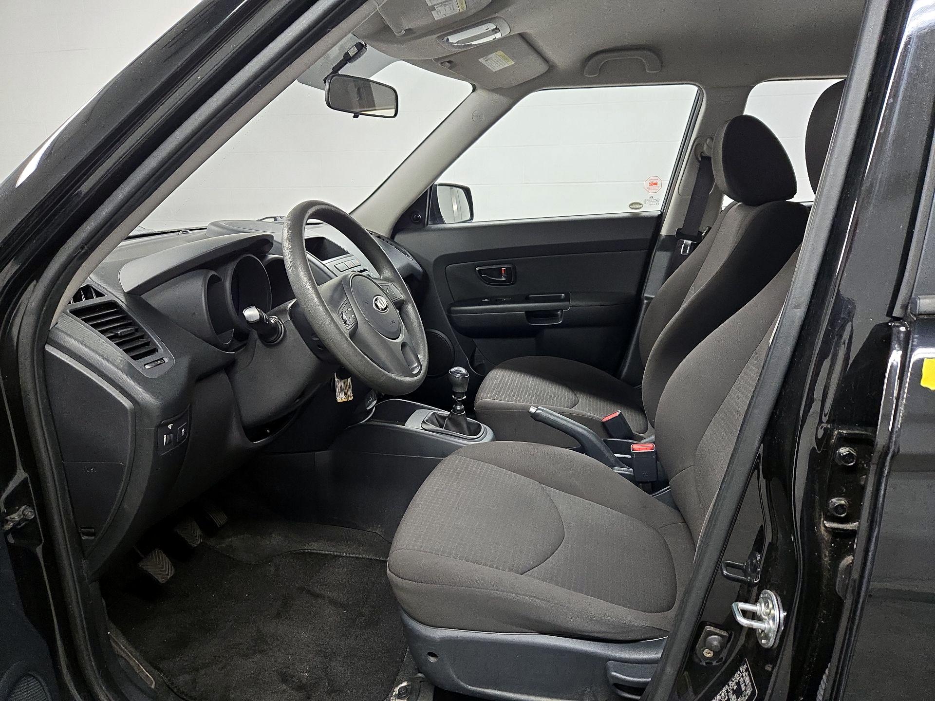 Thumbnail: 2013 Kia Soul - 11