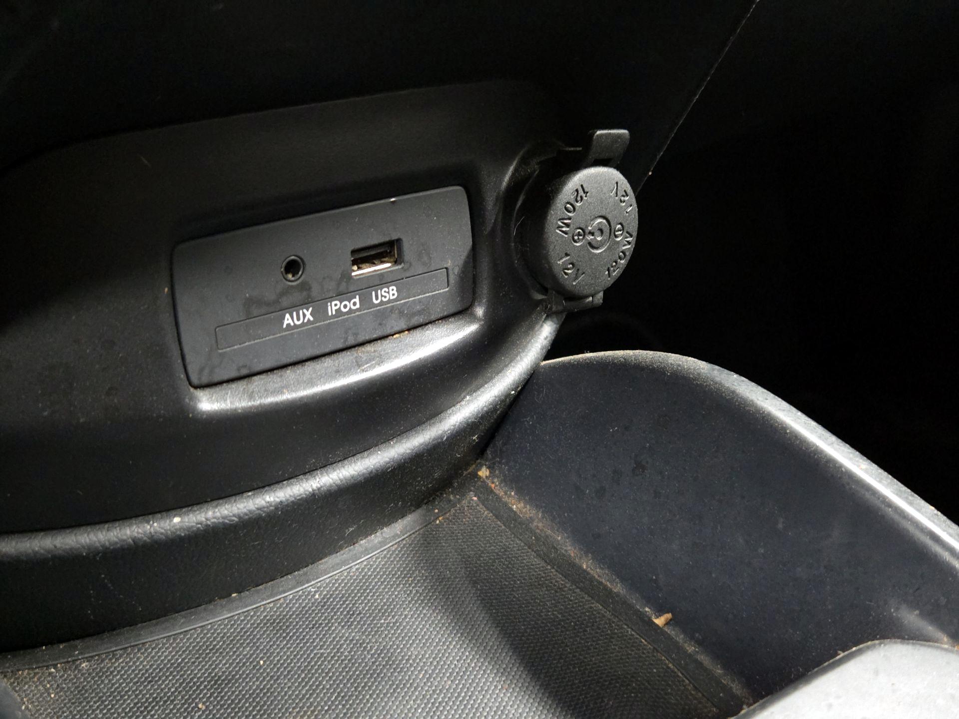 Thumbnail: 2013 Kia Soul - 17