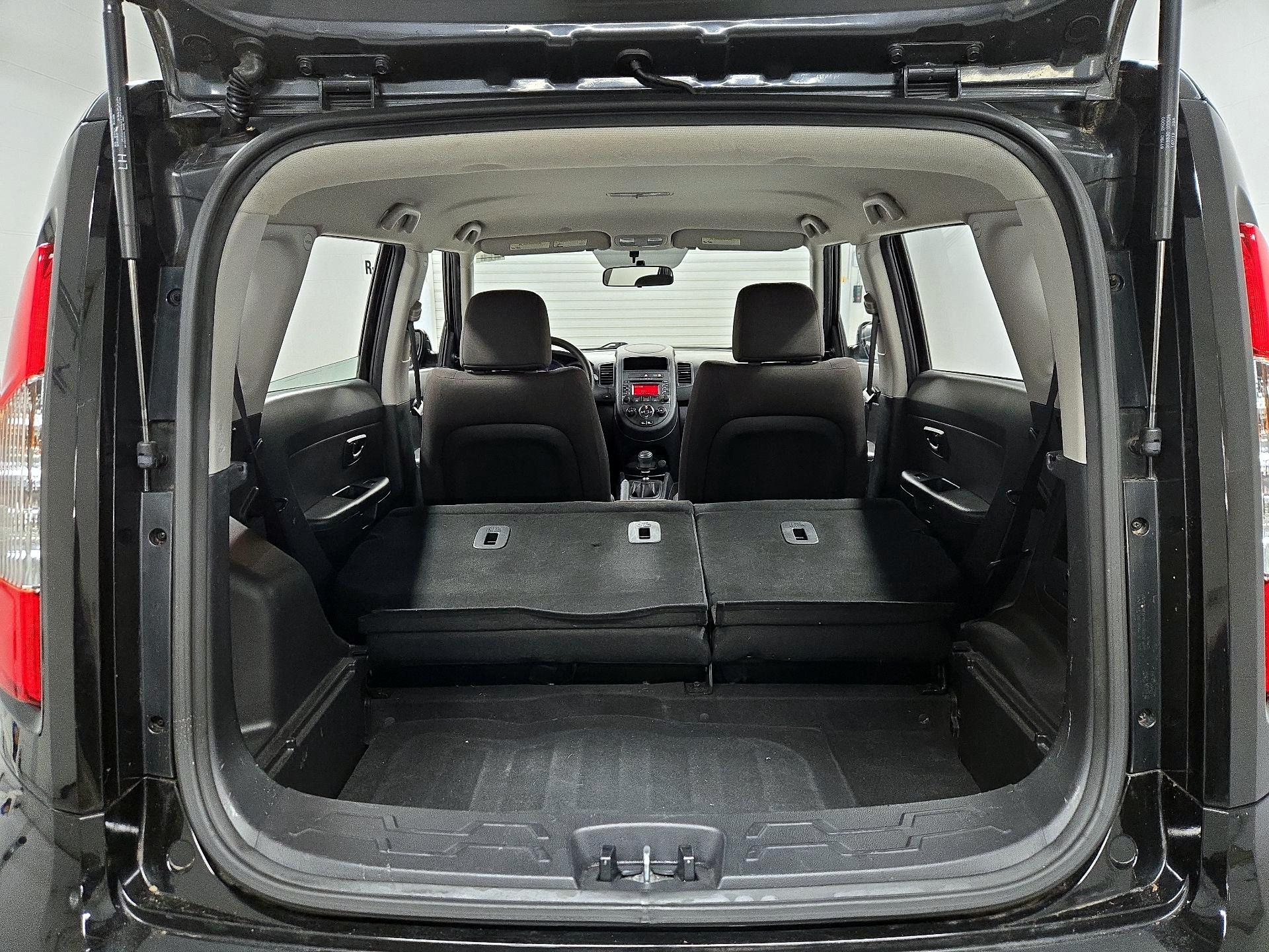 Thumbnail: 2013 Kia Soul - 20