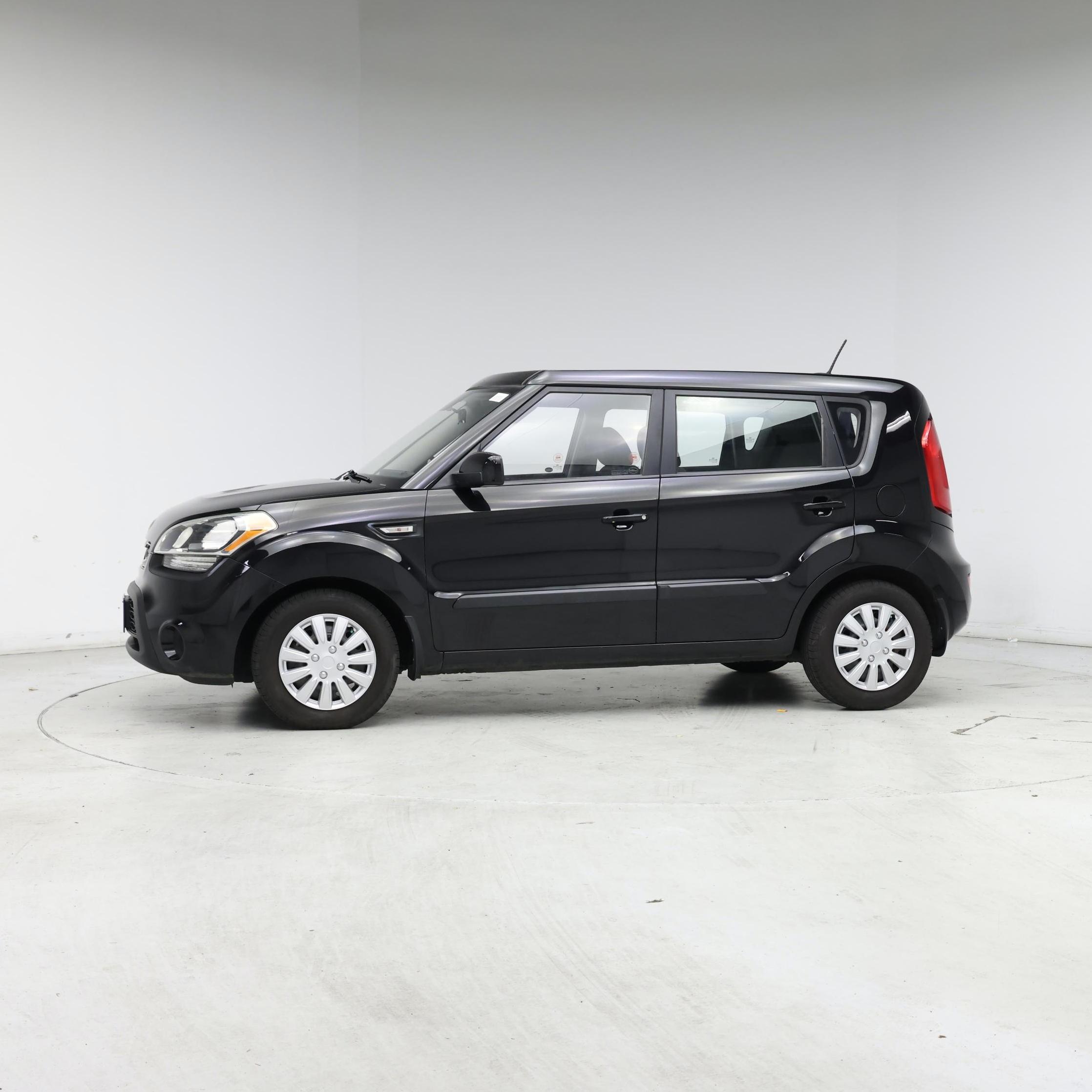 Thumbnail: 2013 Kia Soul - 3