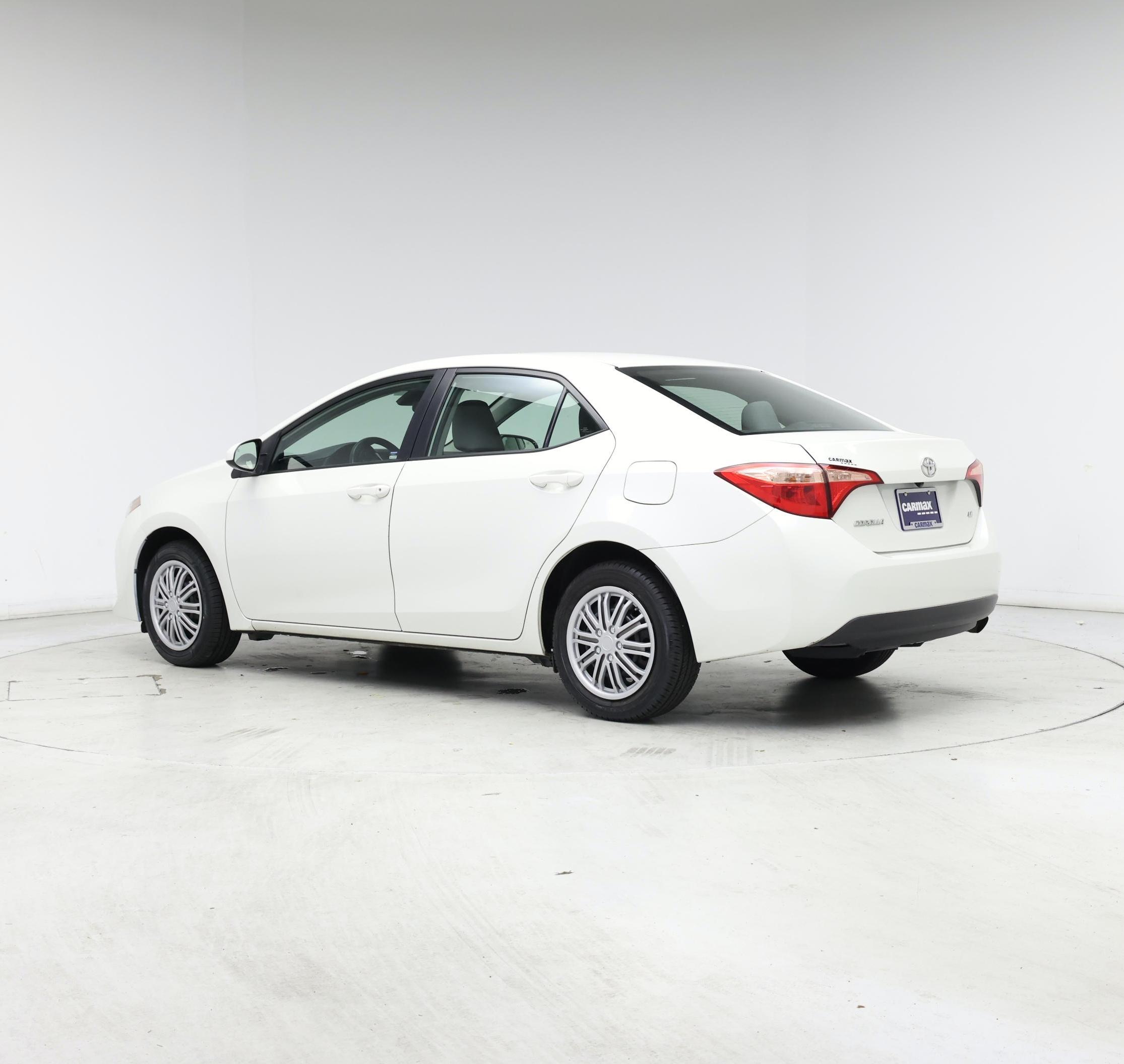 Thumbnail: 2018 Toyota Corolla - 2