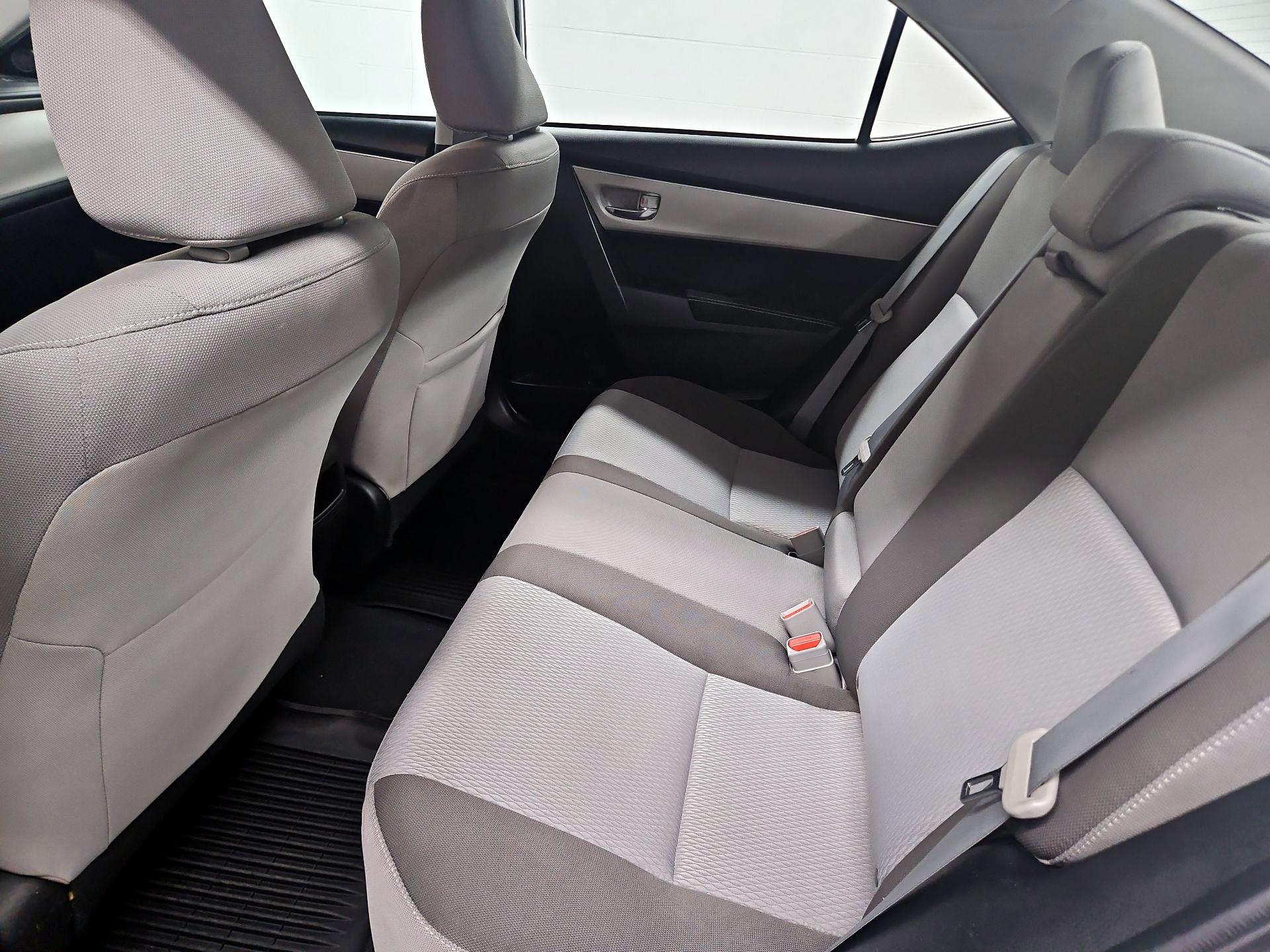 Thumbnail: 2018 Toyota Corolla - 19