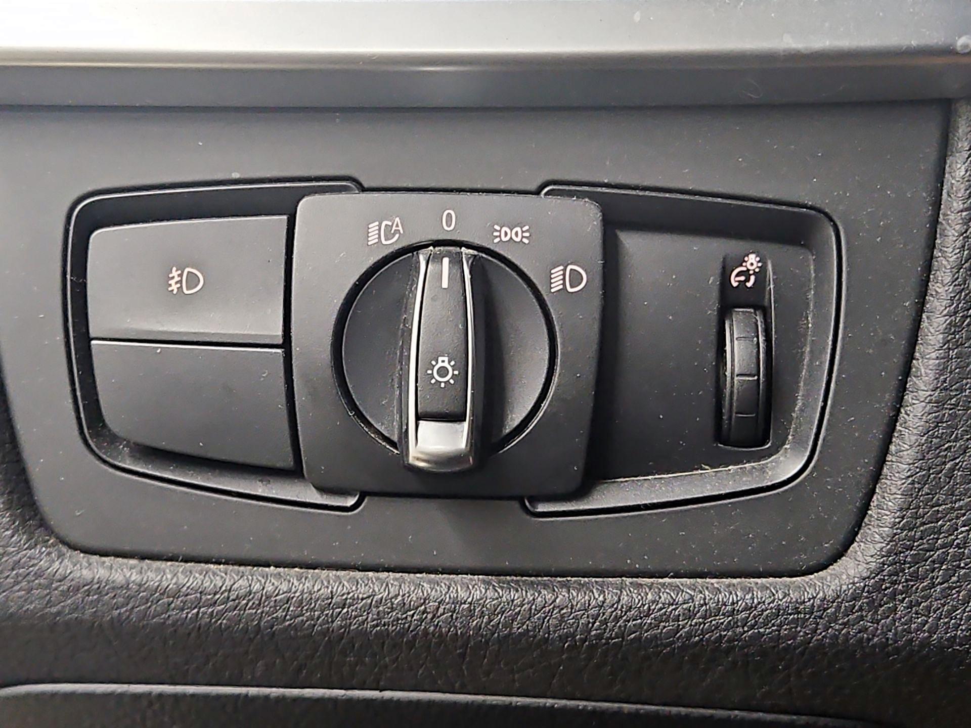 Thumbnail: 2016 BMW 3 Series - 13