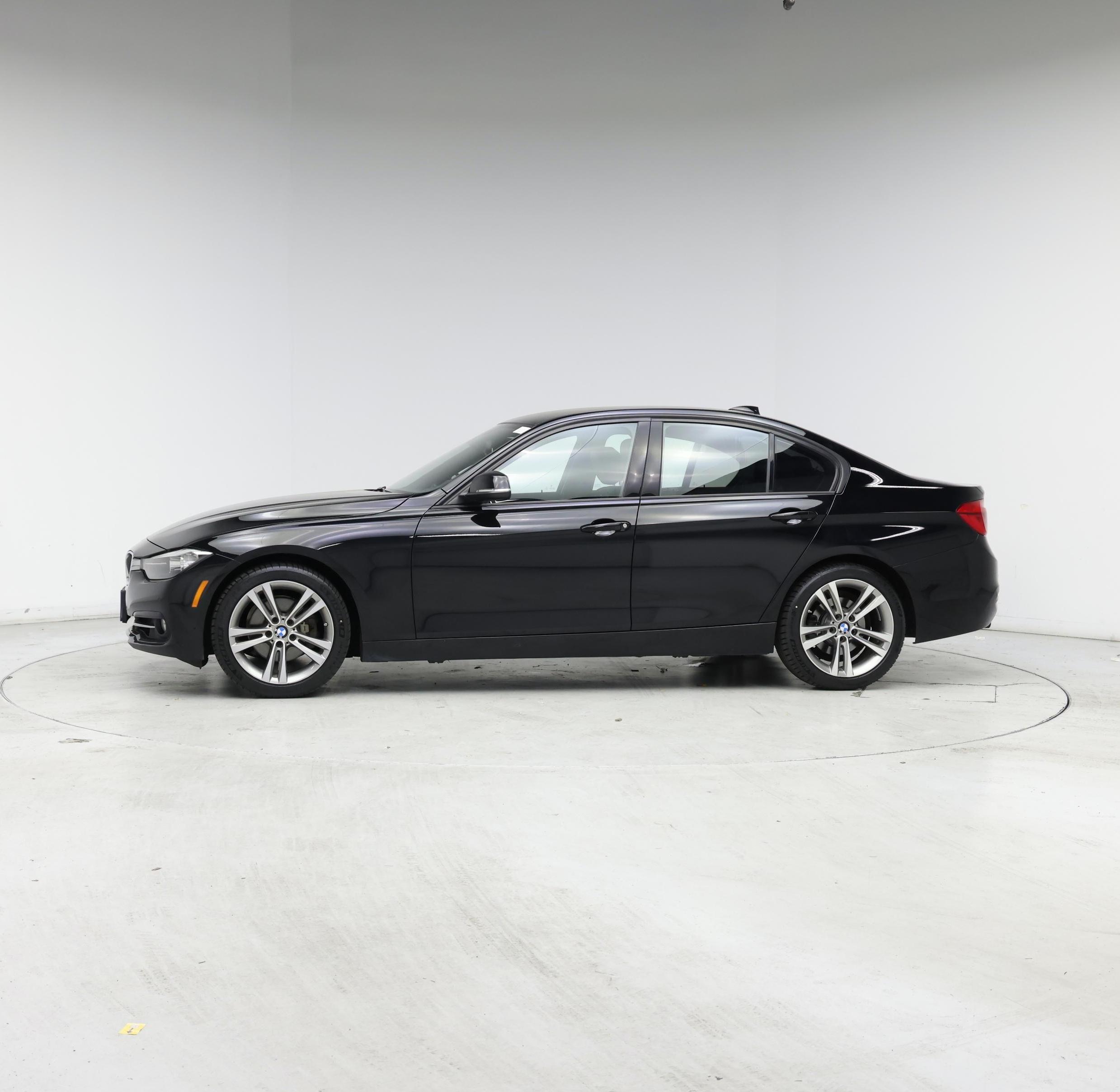 Thumbnail: 2016 BMW 3 Series - 3