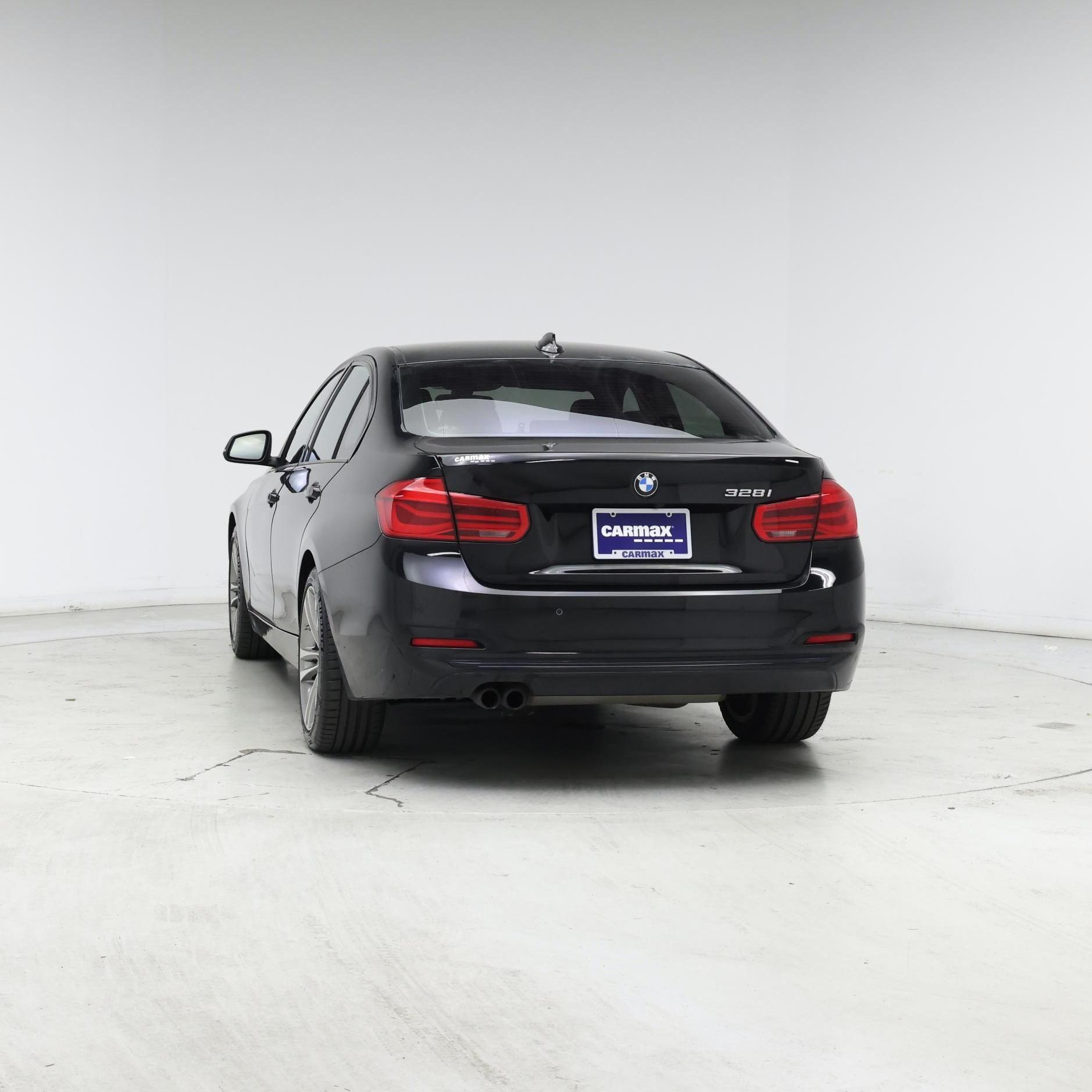 Thumbnail: 2016 BMW 3 Series - 6