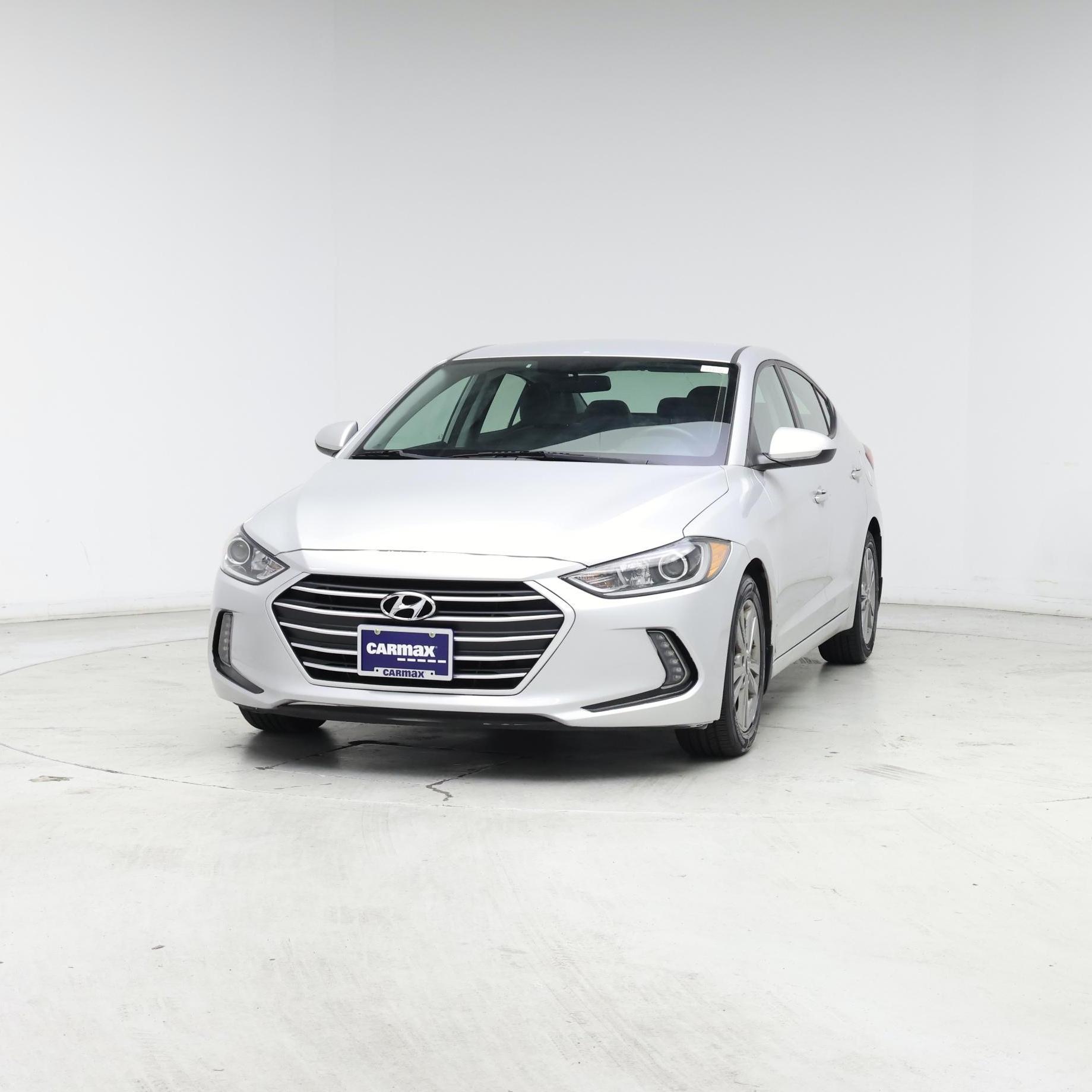 Thumbnail: 2017 Hyundai Elantra - 4
