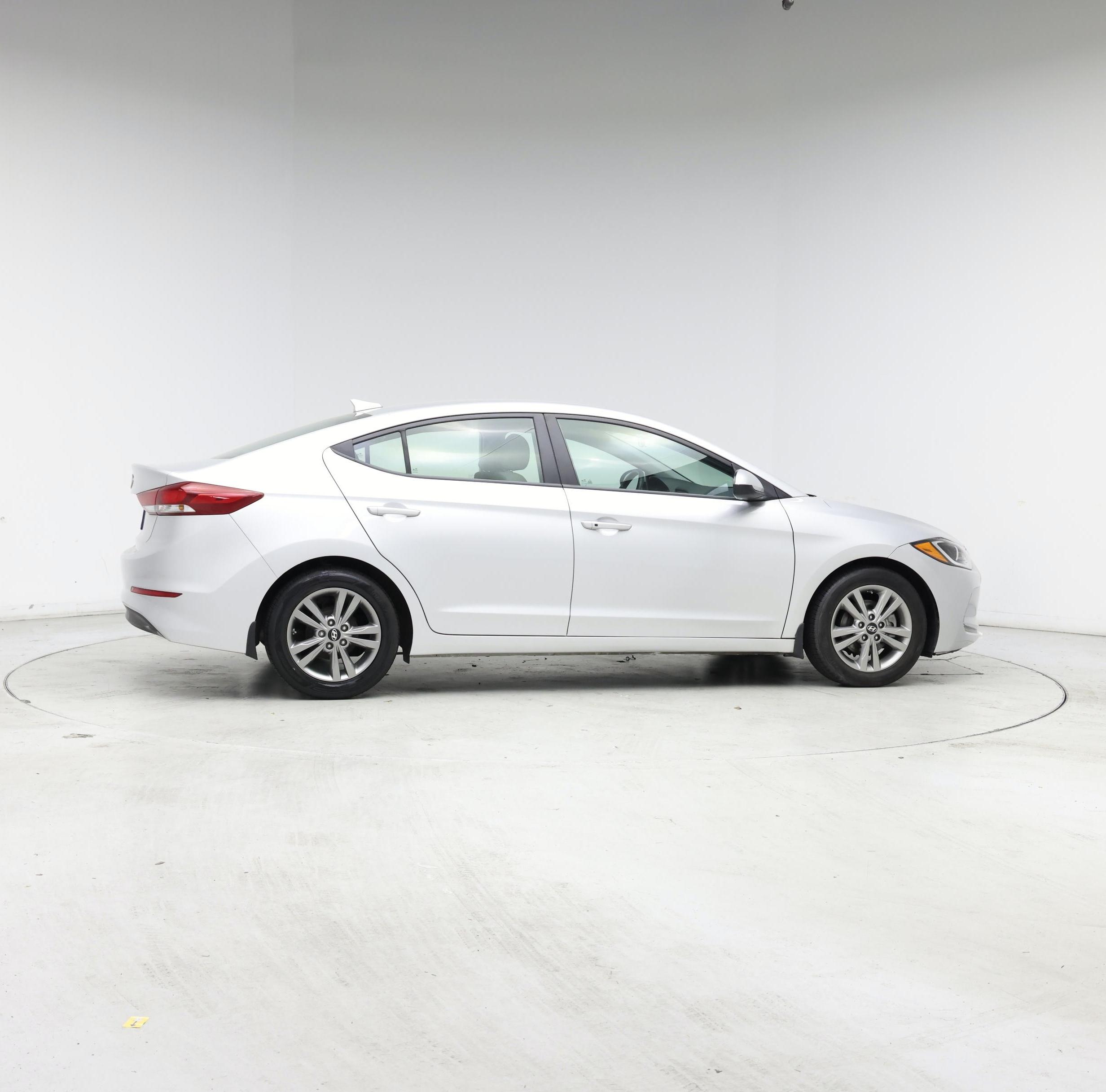 Thumbnail: 2017 Hyundai Elantra - 7
