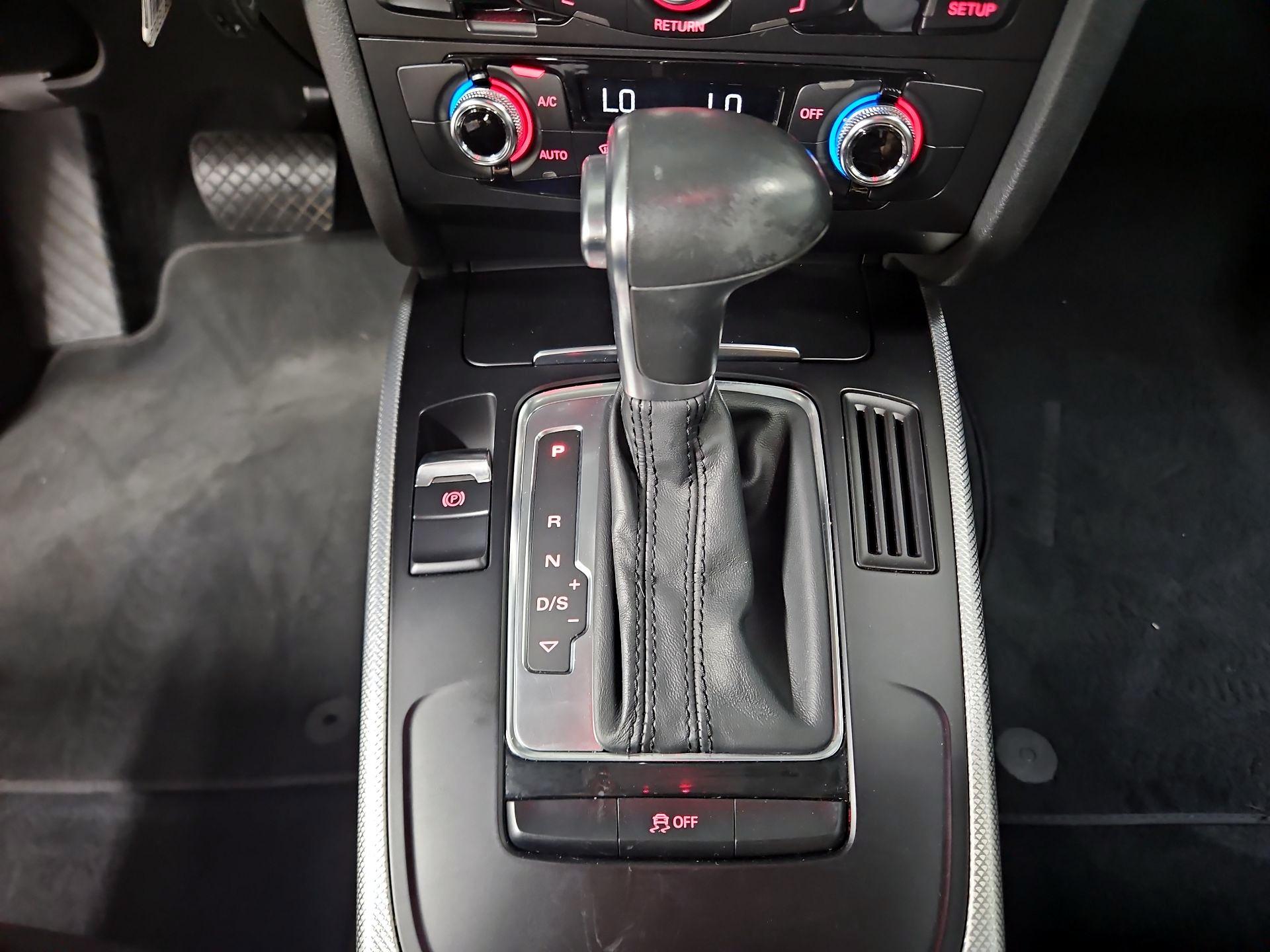Thumbnail: 2015 Audi A4 - 16