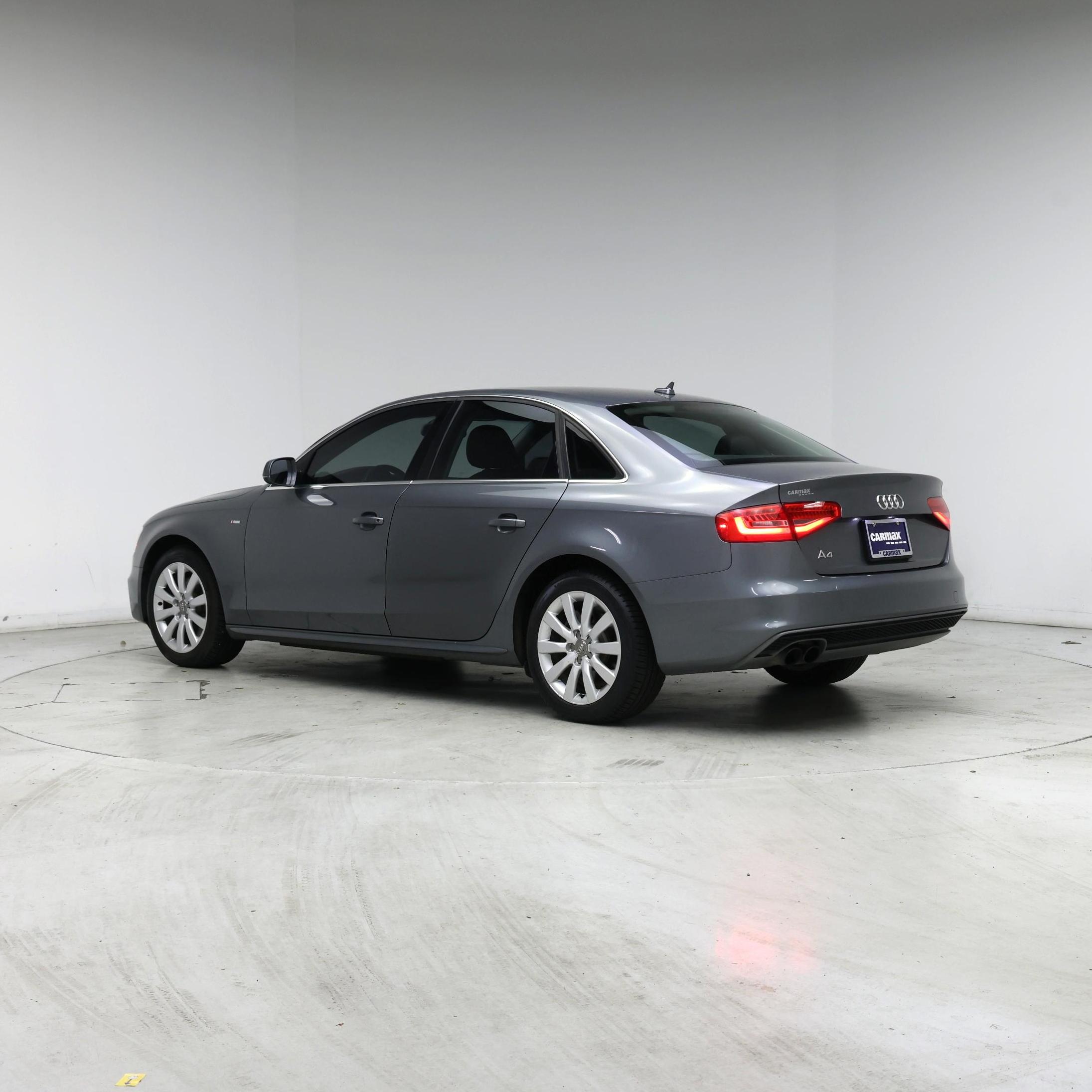 Thumbnail: 2015 Audi A4 - 2