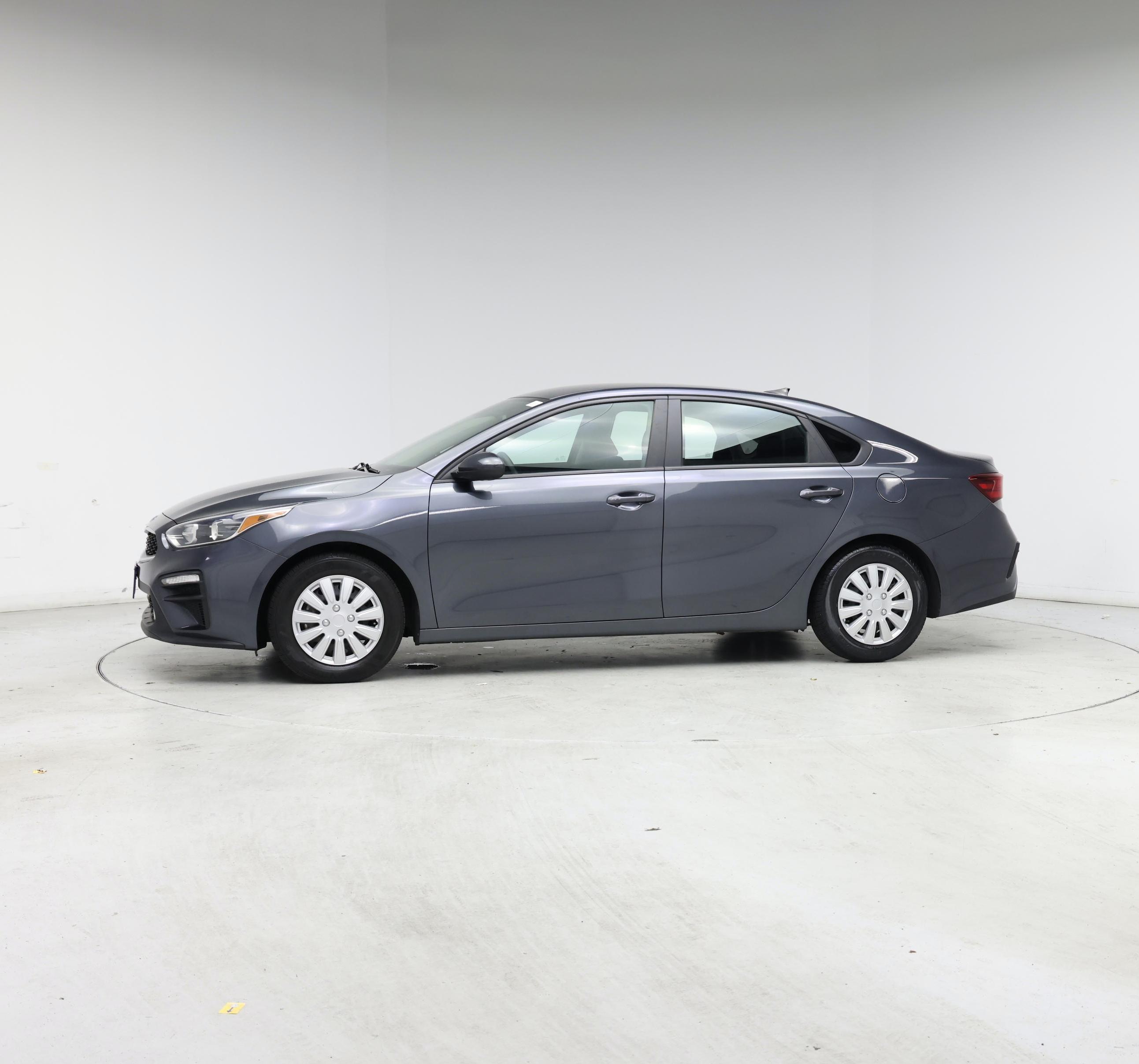 Thumbnail: 2020 Kia Forte - 3