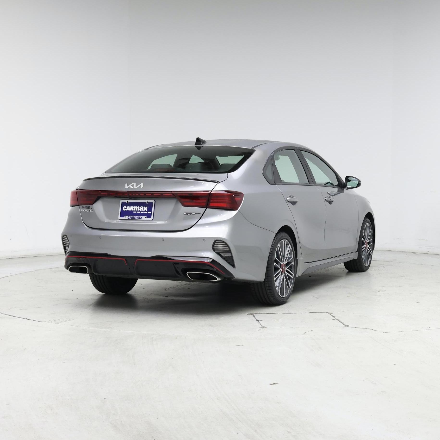 Thumbnail: 2022 Kia Forte - 8