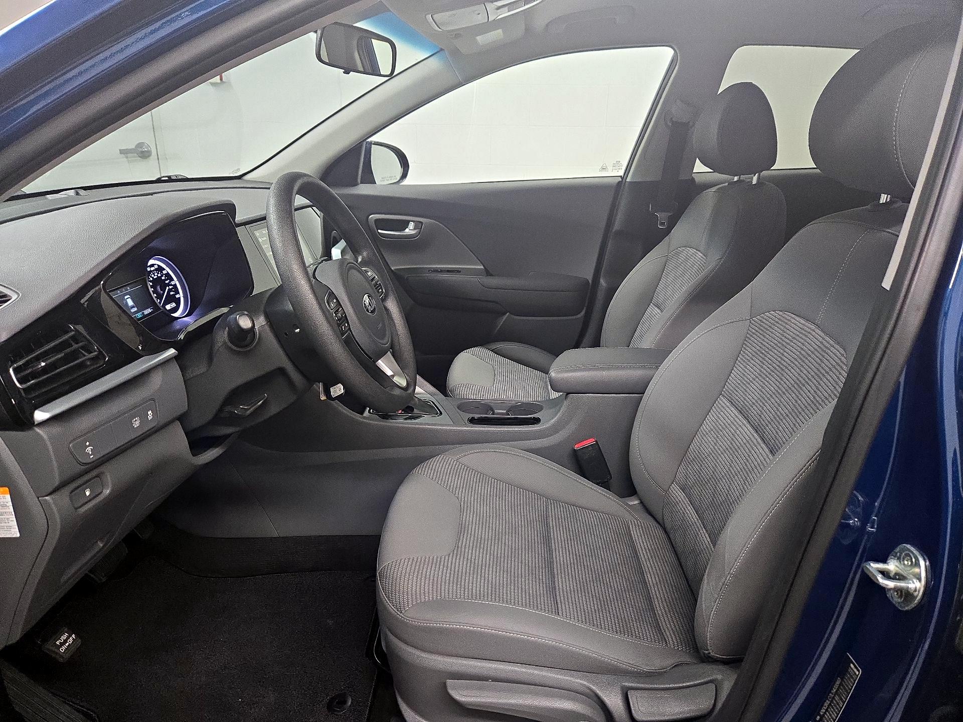 Thumbnail: 2020 Kia Niro - 11