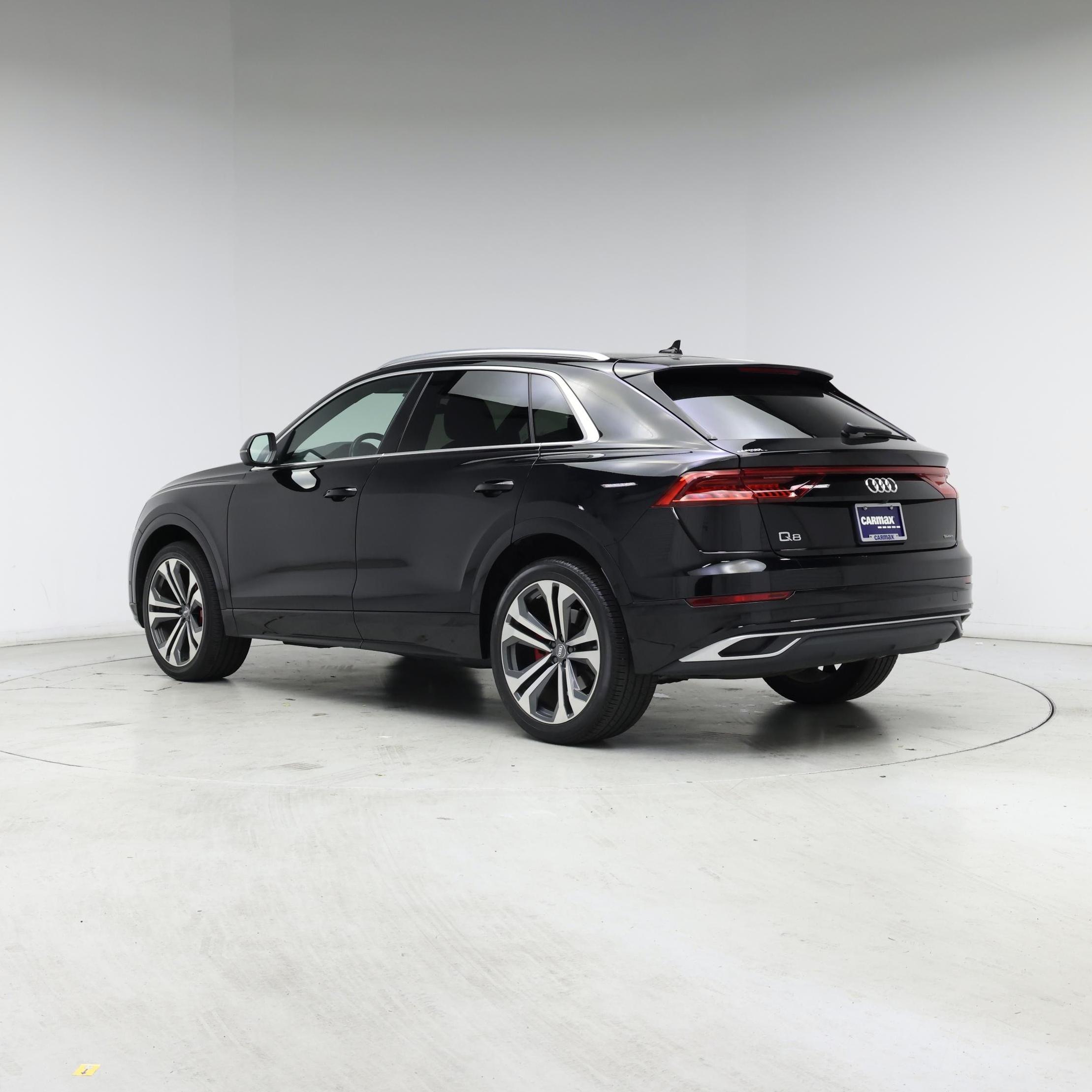 Thumbnail: 2019 Audi Q8 - 2
