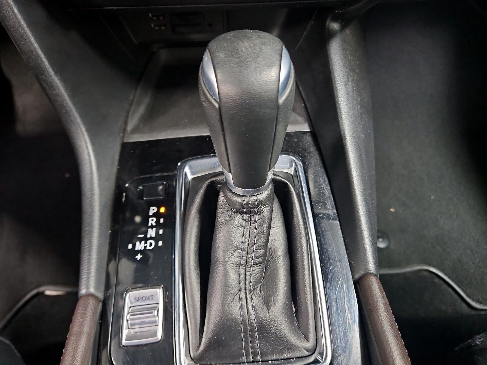 Thumbnail: 2018 Mazda Mazda3 - 17