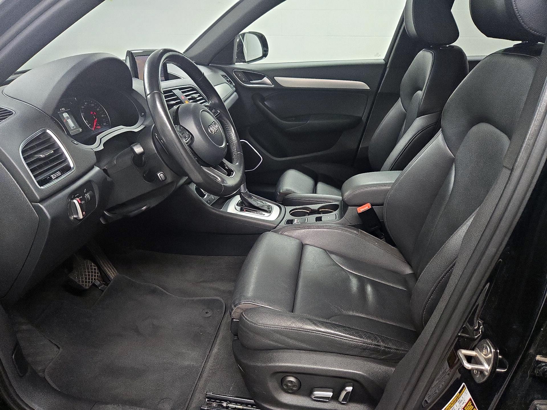 Thumbnail: 2016 Audi Q3 - 11