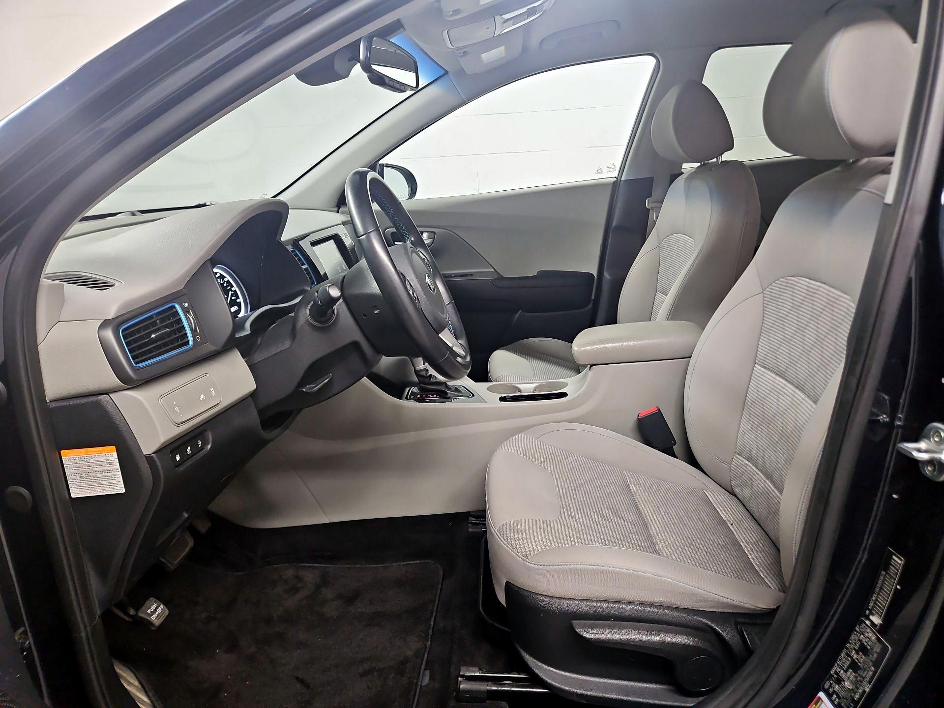 Thumbnail: 2018 Kia Niro - 11
