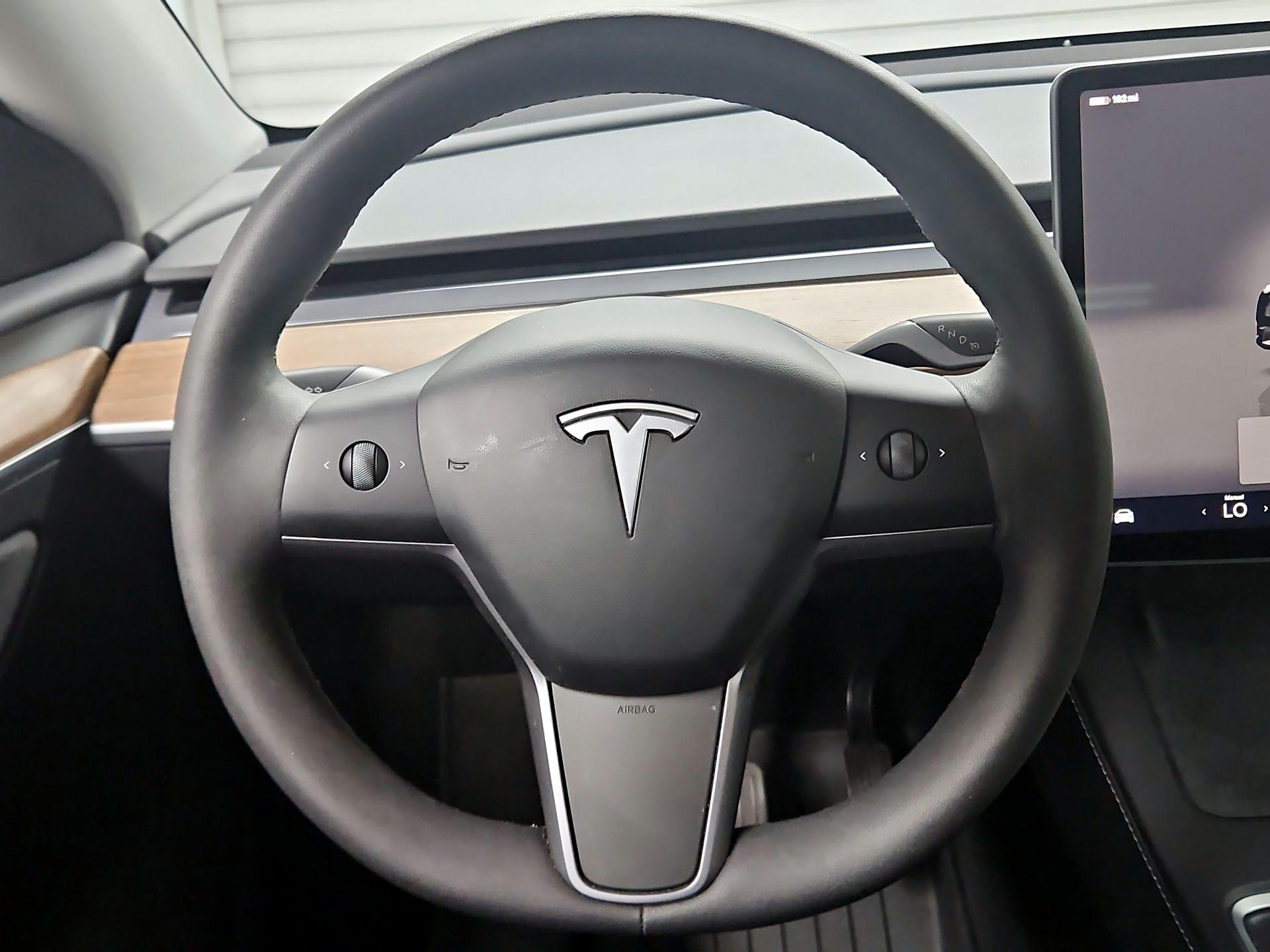 Thumbnail: 2024 Tesla Model Y - 10